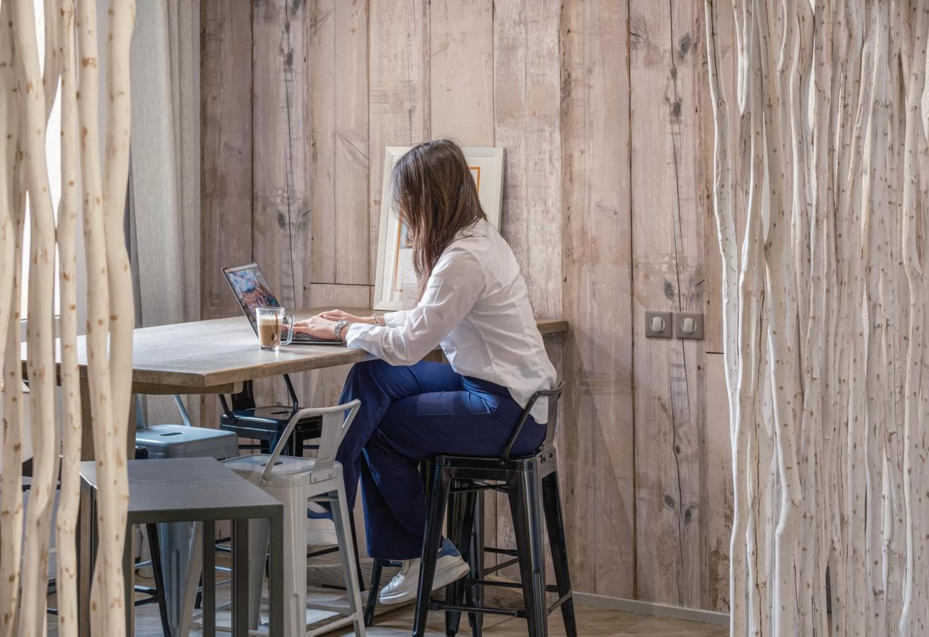 Seating area in Kyriad Lyon Est - Bron Eurexpo Le Cottage