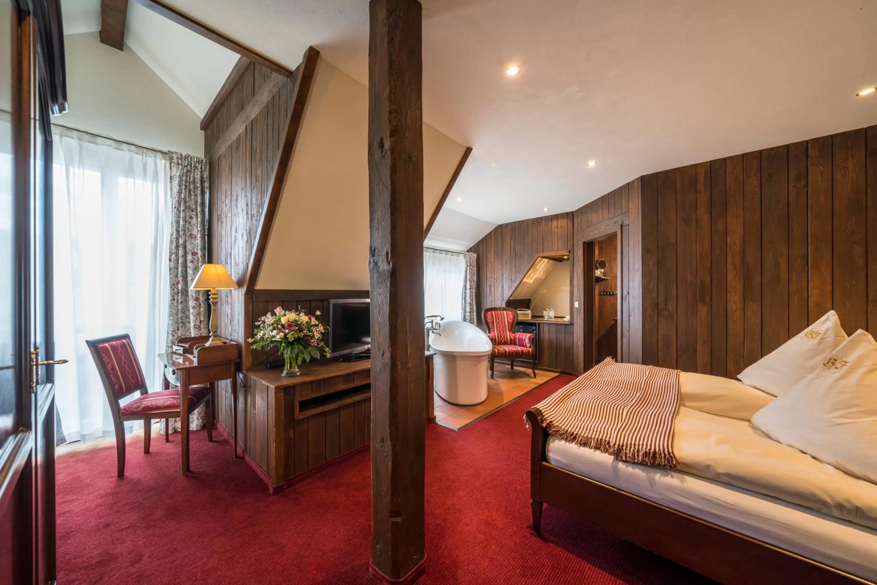 Living room, Bed in Hotel Wellness Goldenes Fass Meißen