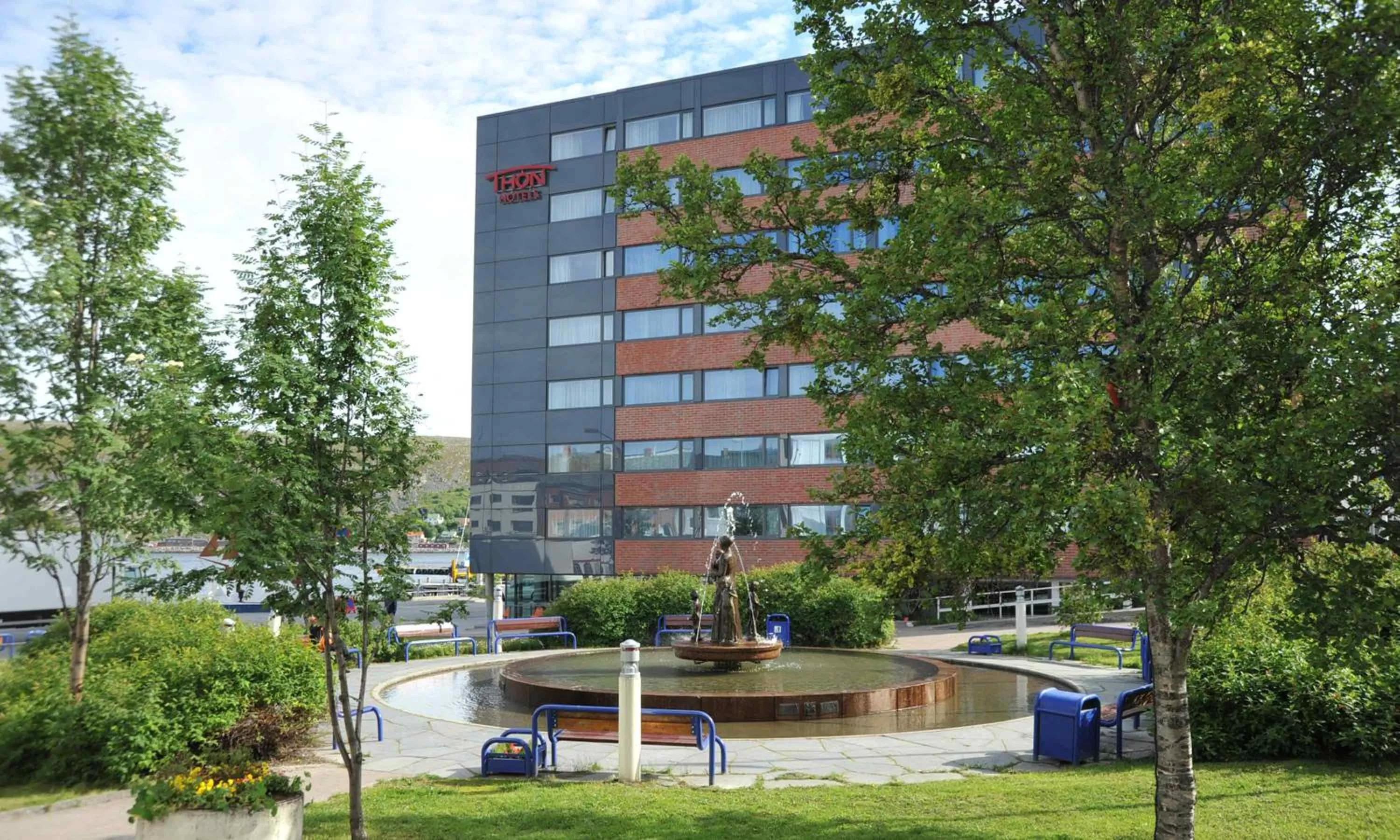 Facade/entrance in Thon Hotel Hammerfest
