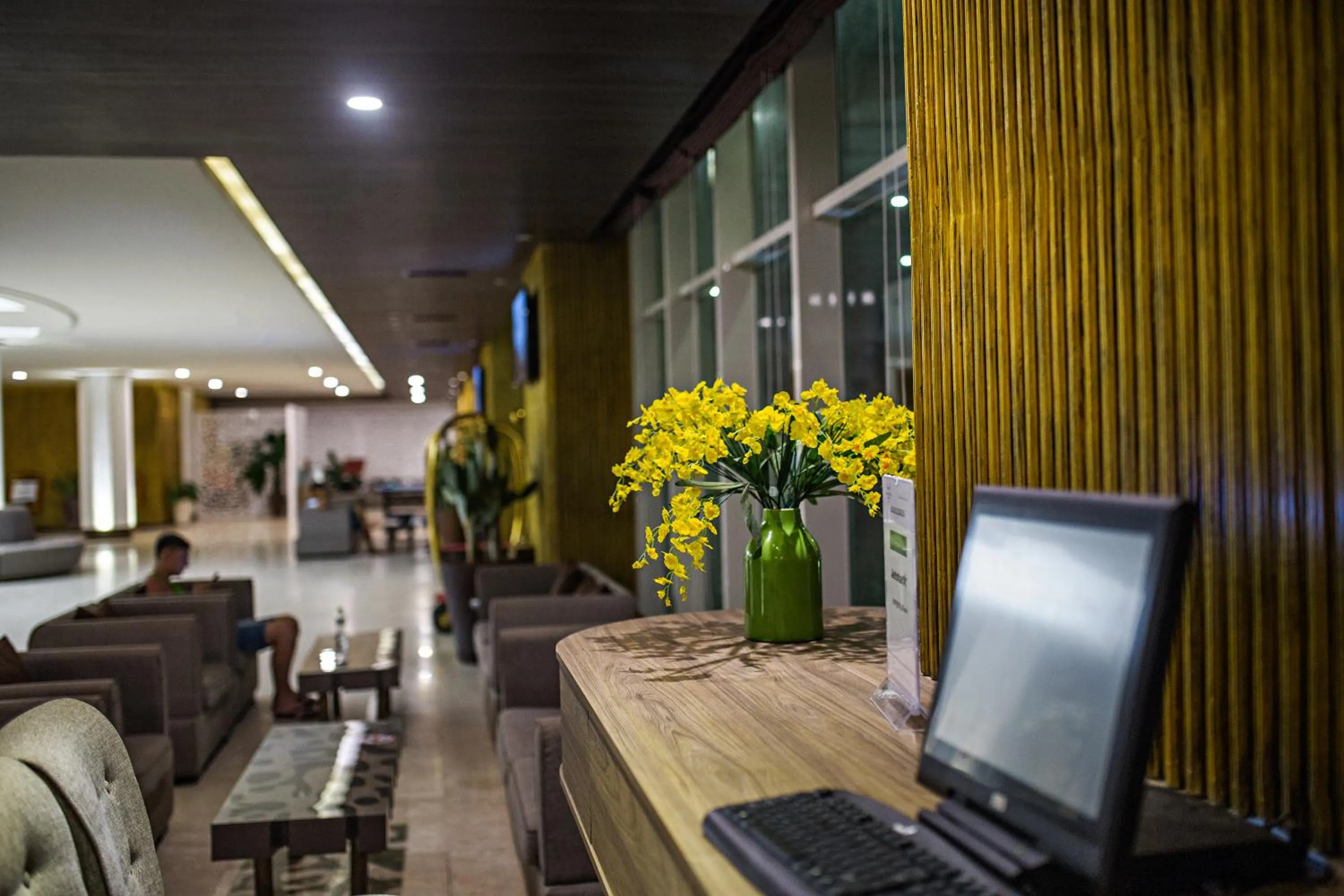 Business facilities in Muong Thanh Holiday Muine Hotel