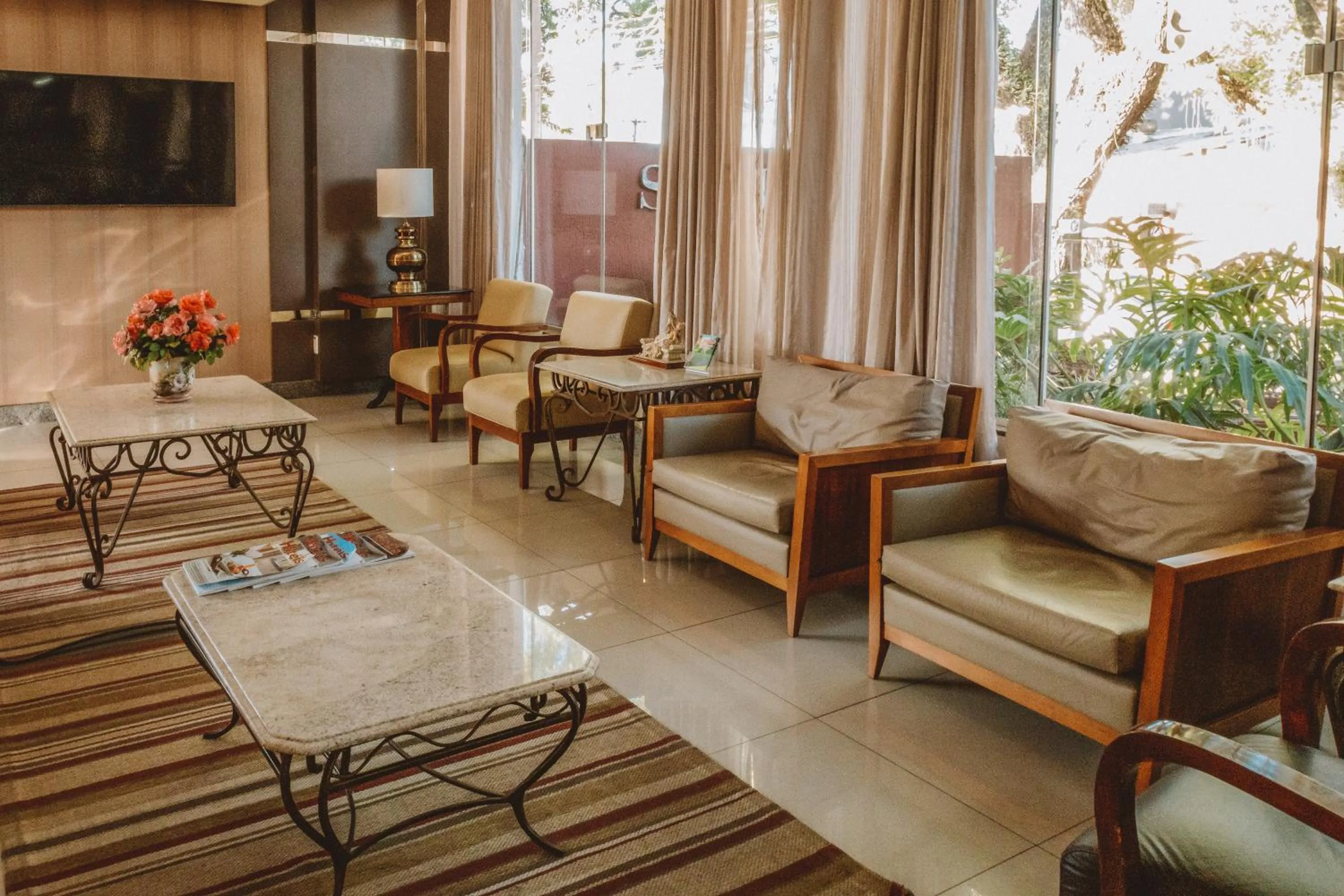 Property building in SJ Tour - San Juan Foz do Iguaçu