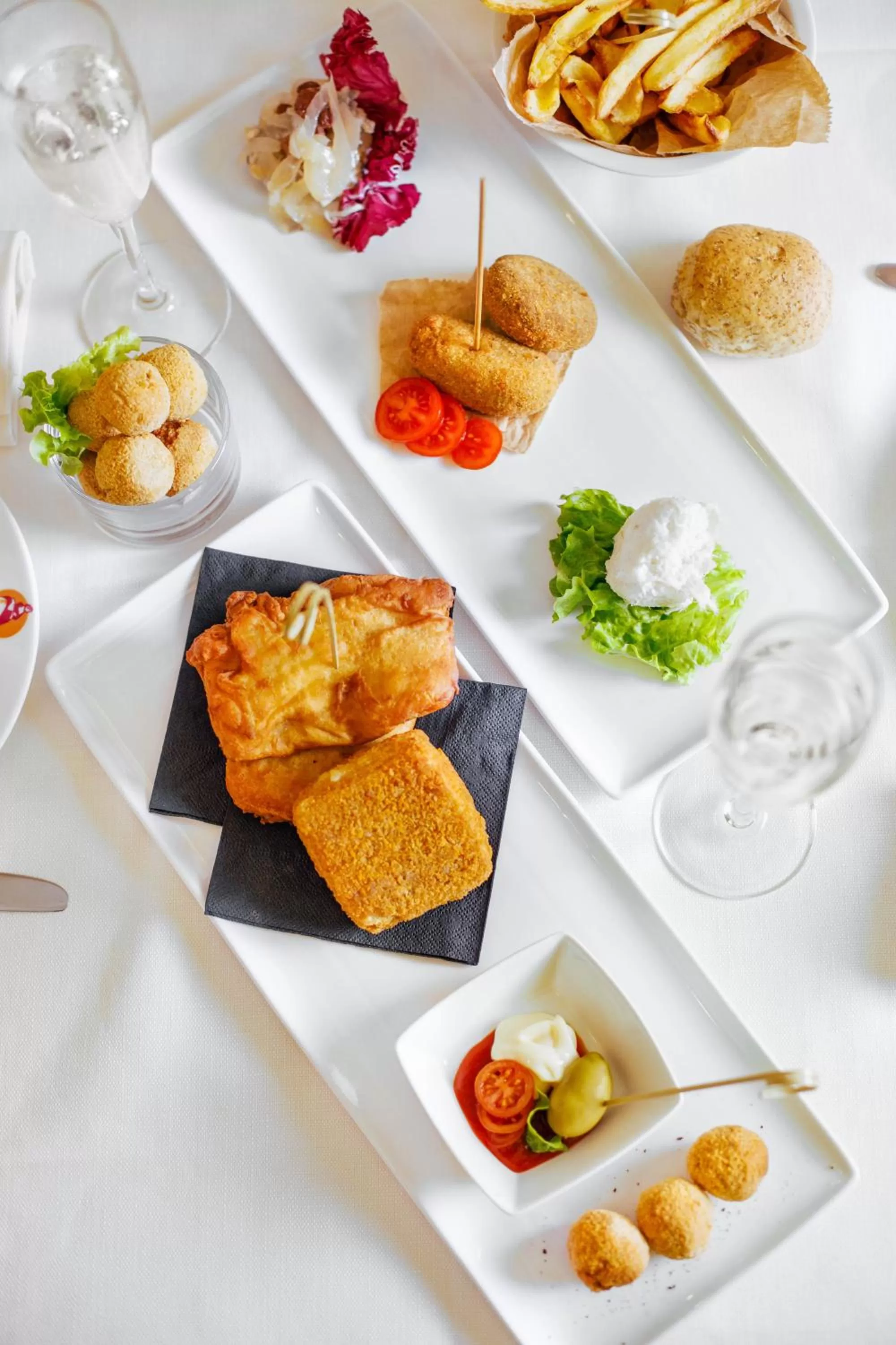 Restaurant/places to eat in Hotel Colombina