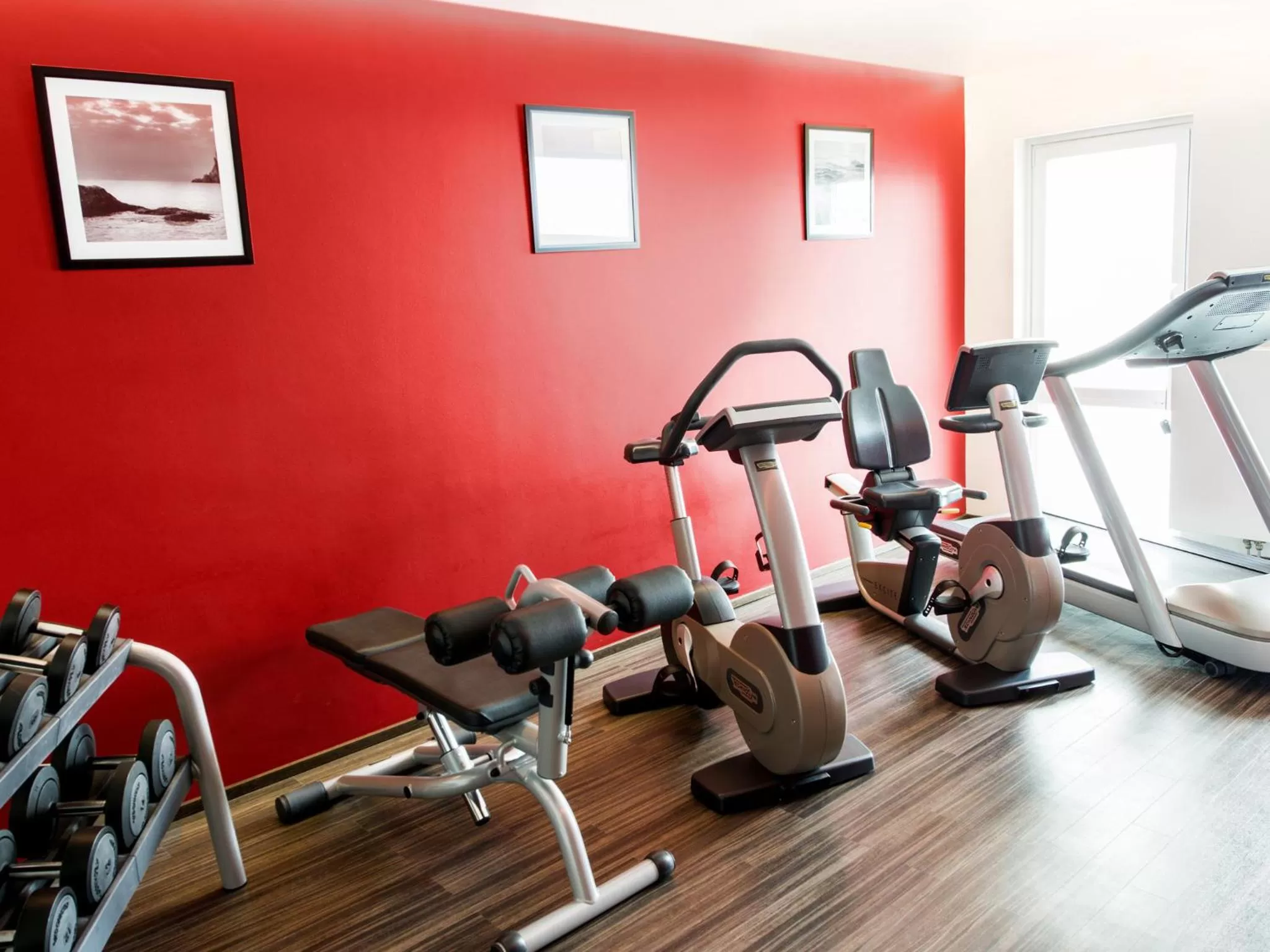 Fitness centre/facilities in DORMERO Hotel Frankfurt