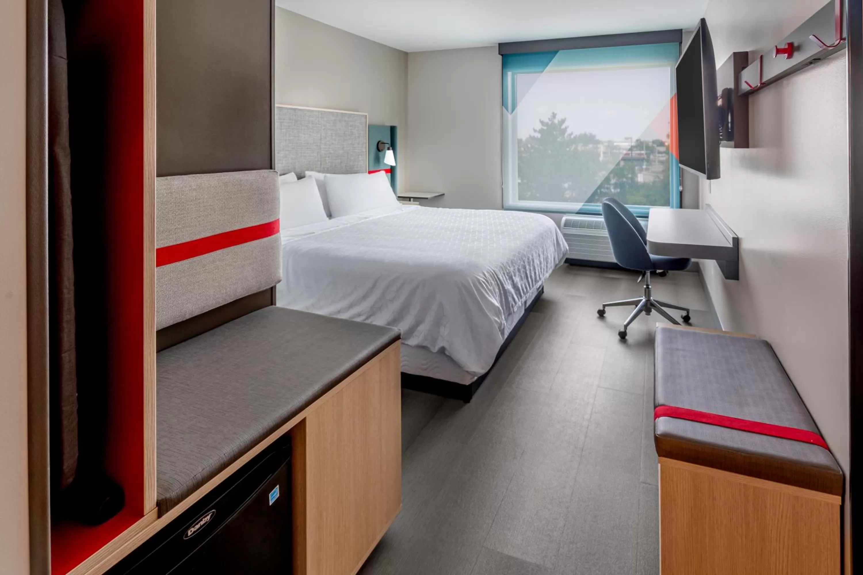 Bedroom, Bed in avid hotels Milwaukee West - Waukesha by IHG