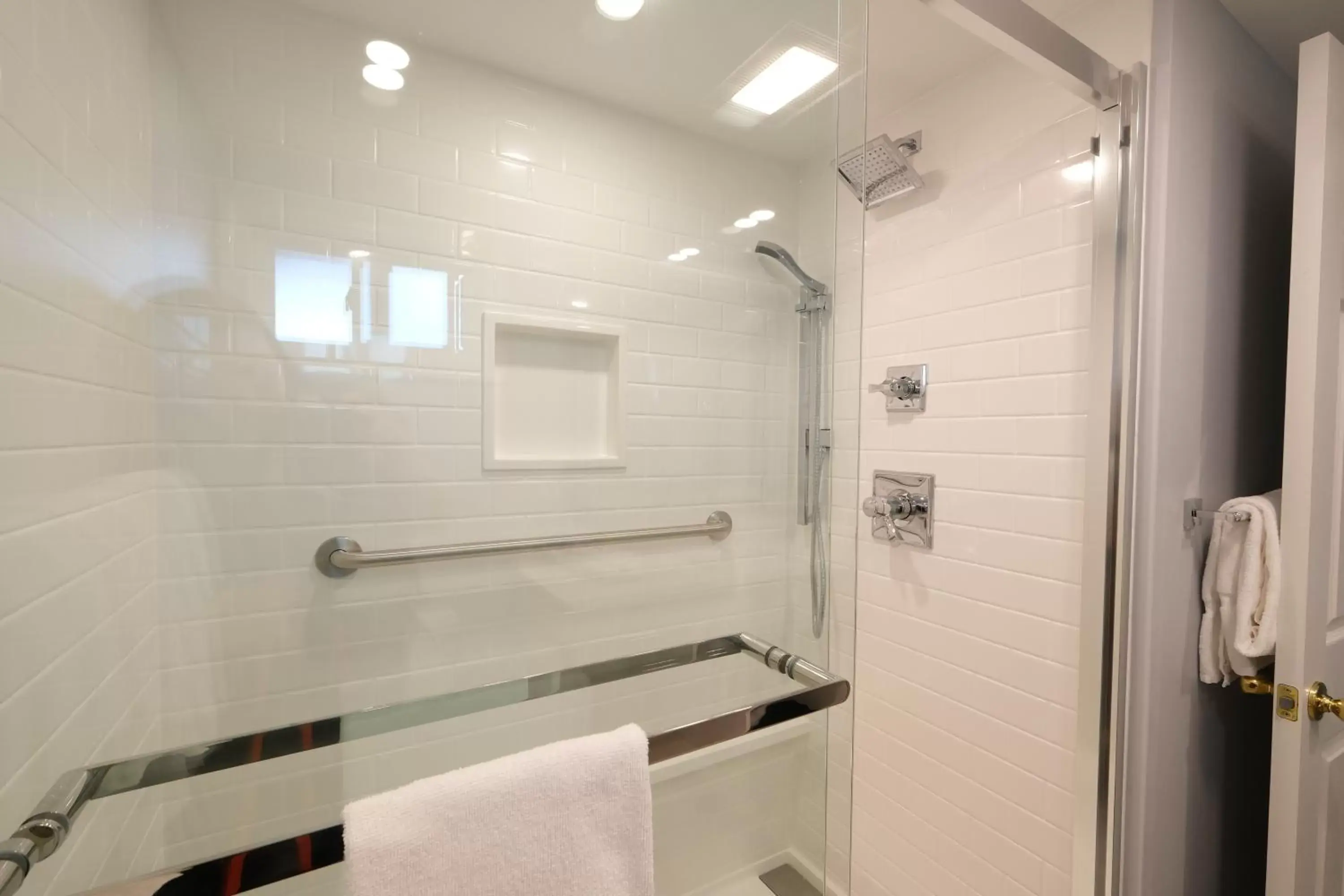 Dunes Building - Two Queen Partial Oceanview in Norseman Resort on the Beach Dunes Building - Two Queen Partial Oceanview in Norseman Resort on the Beach