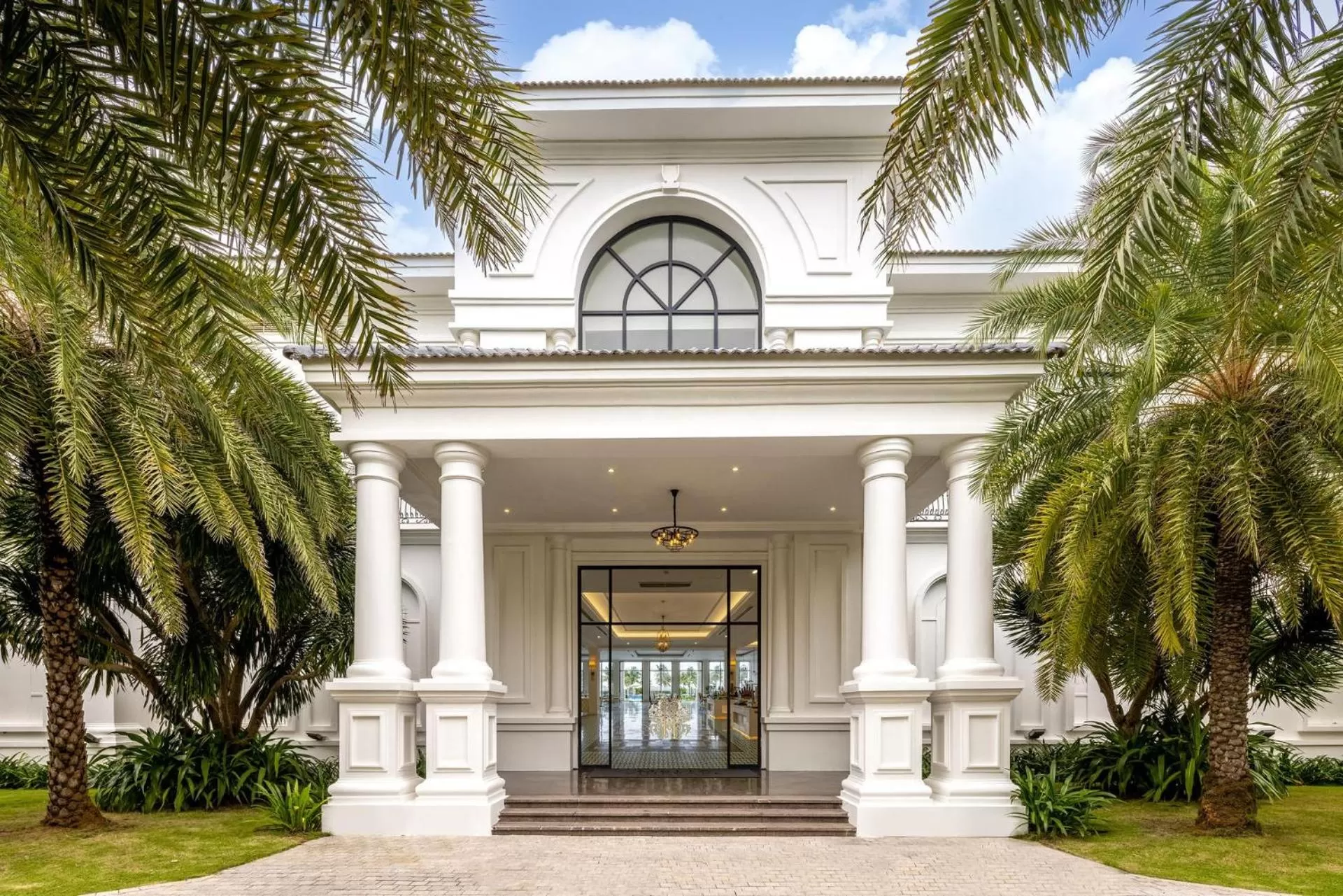 Restaurant/places to eat in Meliá Vinpearl Cam Ranh Beach Resort