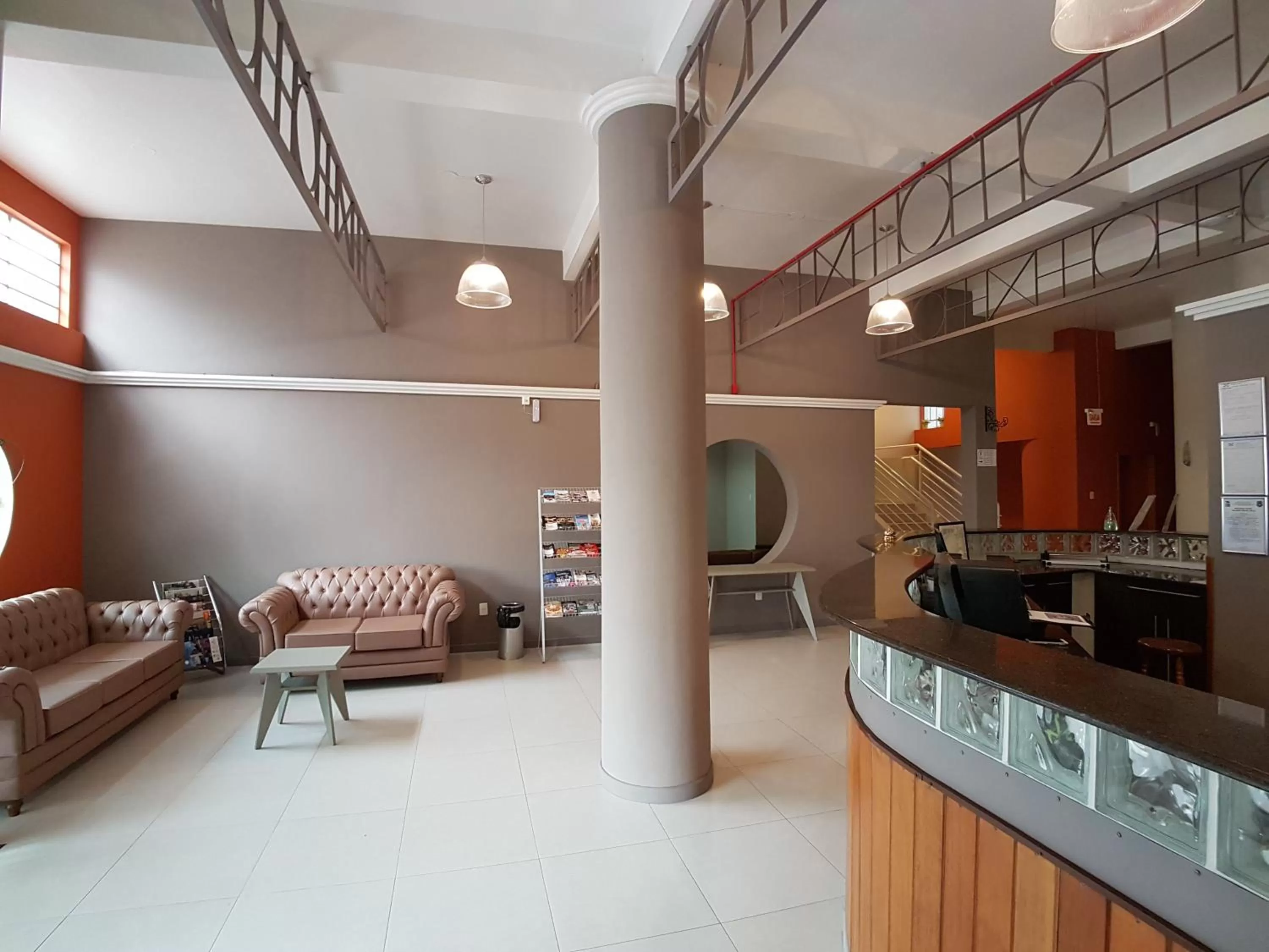 Communal lounge/ TV room in Hotel Nelo