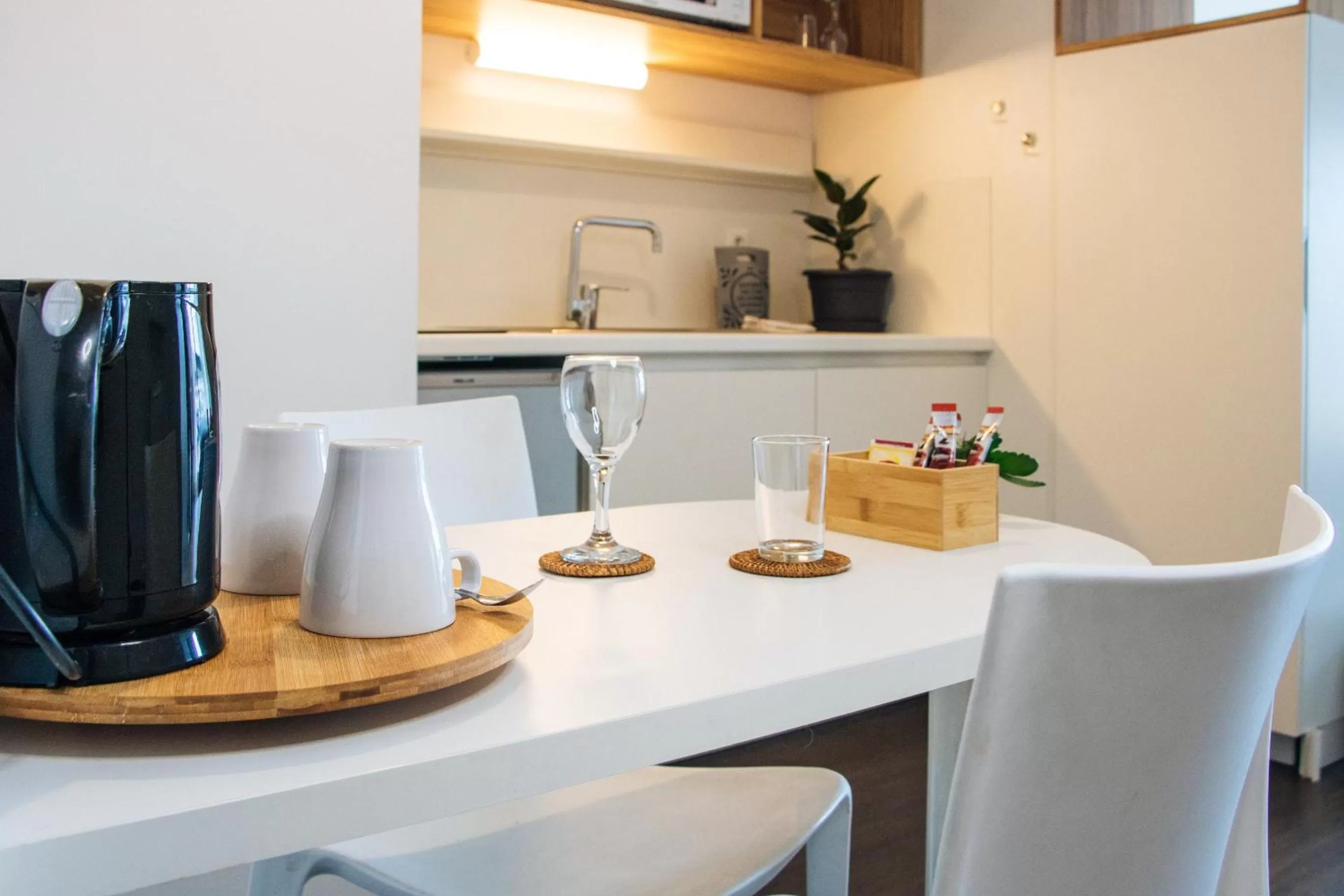 Kitchen/Kitchenette in Twenty Business Flats Le Mans Ouest