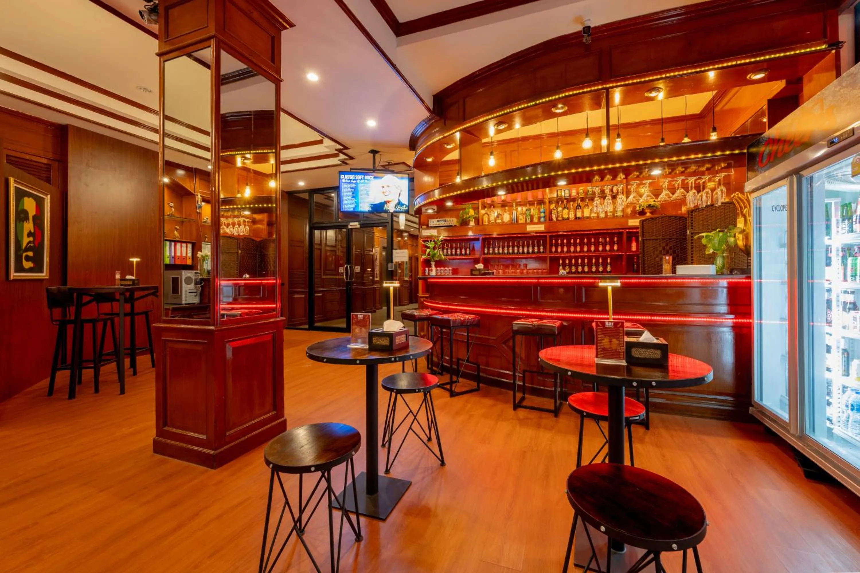 Lounge or bar in Lamai Hotel