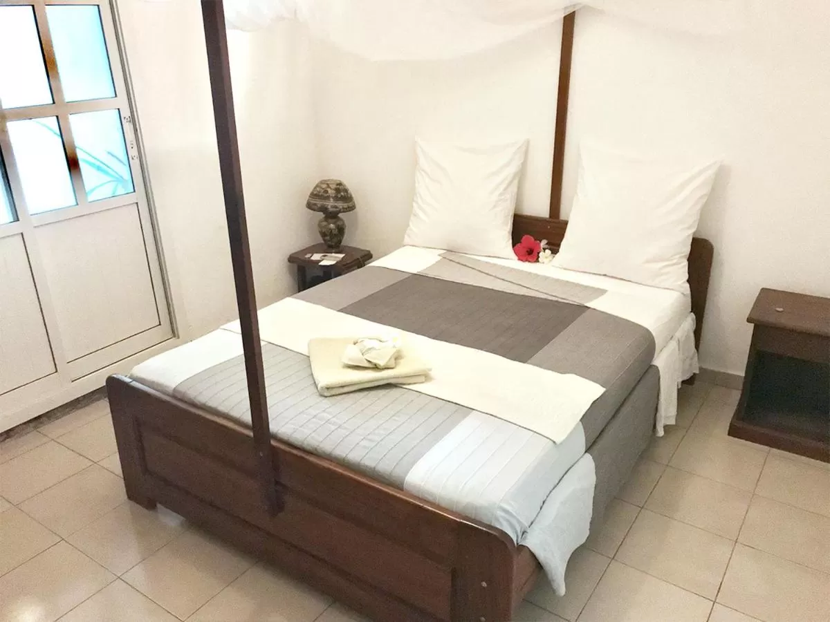 Bedroom, Bed in Hotel Jardin de la Paix