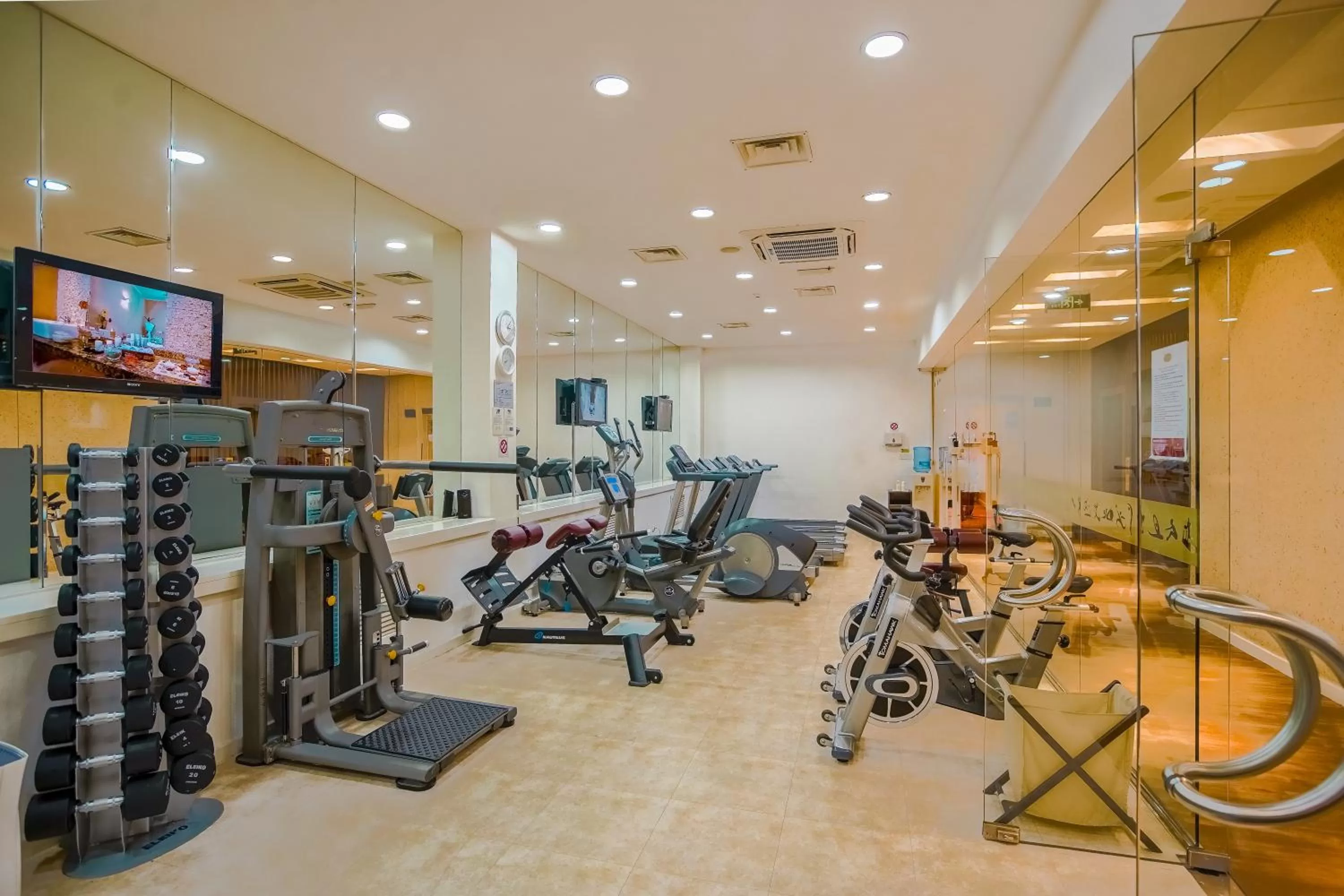 Fitness centre/facilities in Ramada Ulaanbaatar City Center