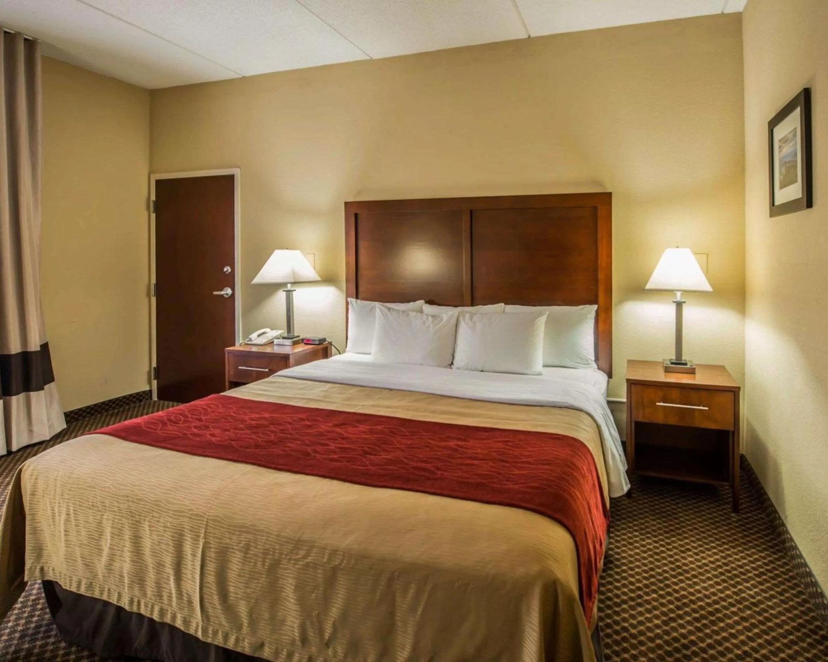 Photo of the whole room in Comfort Inn & Suites Morganton South