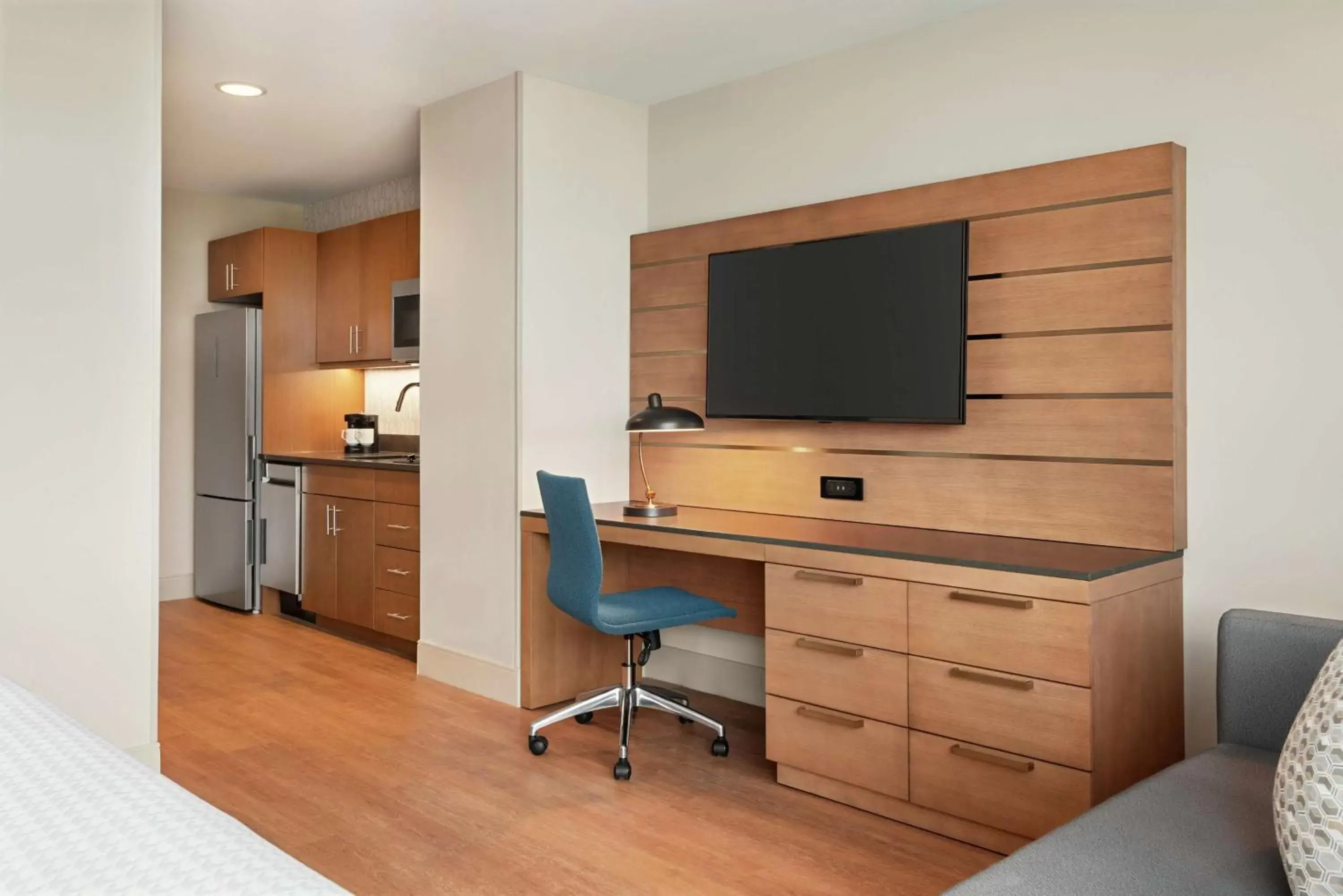 King Studio Suite - Hearing Access/Non-Smoking in Homewood Suites By Hilton Wilmington Downtown King Studio Suite - Hearing Access/Non-Smoking in Homewood Suites By Hilton Wilmington Downtown