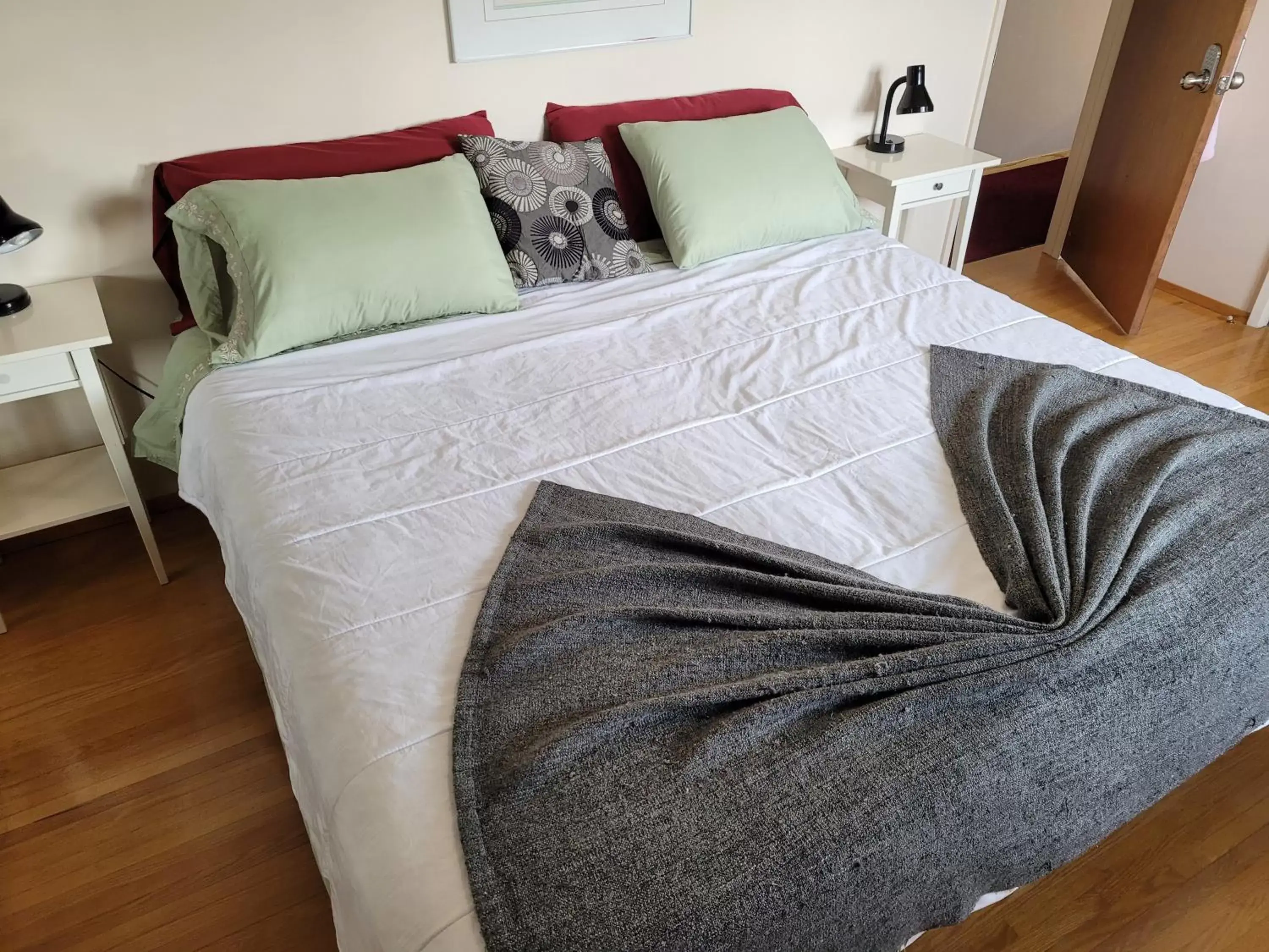 Double Room with Private Bathroom in The Dewberry Homestay B&B Double Room with Private Bathroom in The Dewberry Homestay B&B