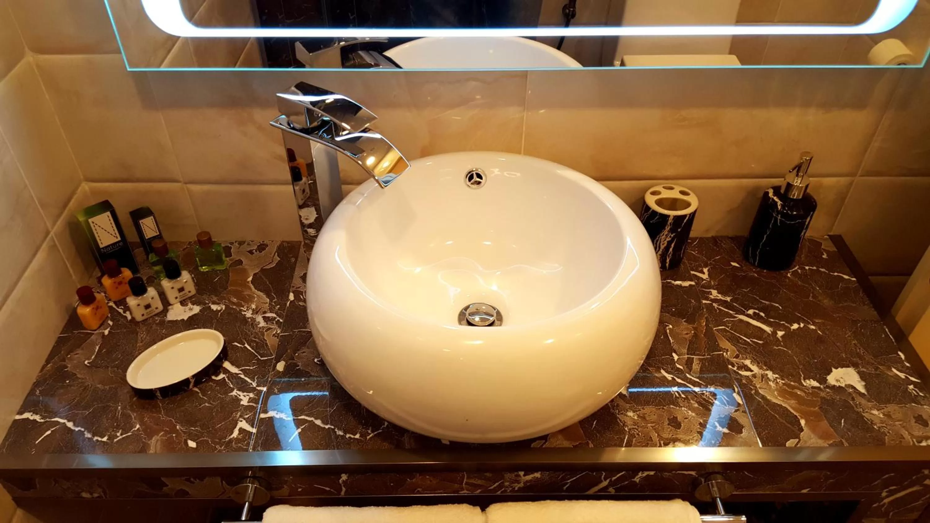 Bathroom in English Home Hotel Tbilisi