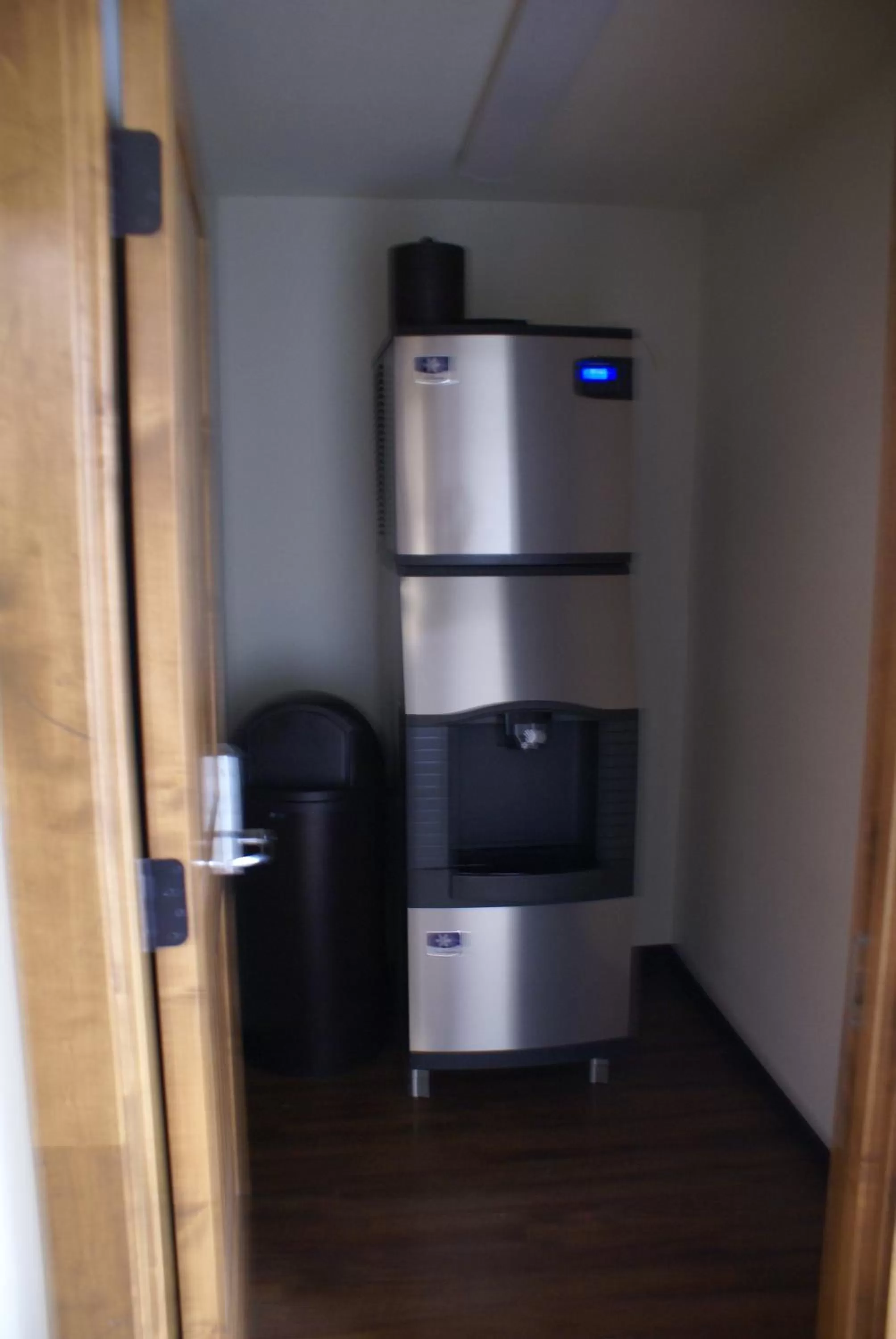 Area and facilities in Boarders Inn & Suites by Cobblestone Hotels - Syracuse