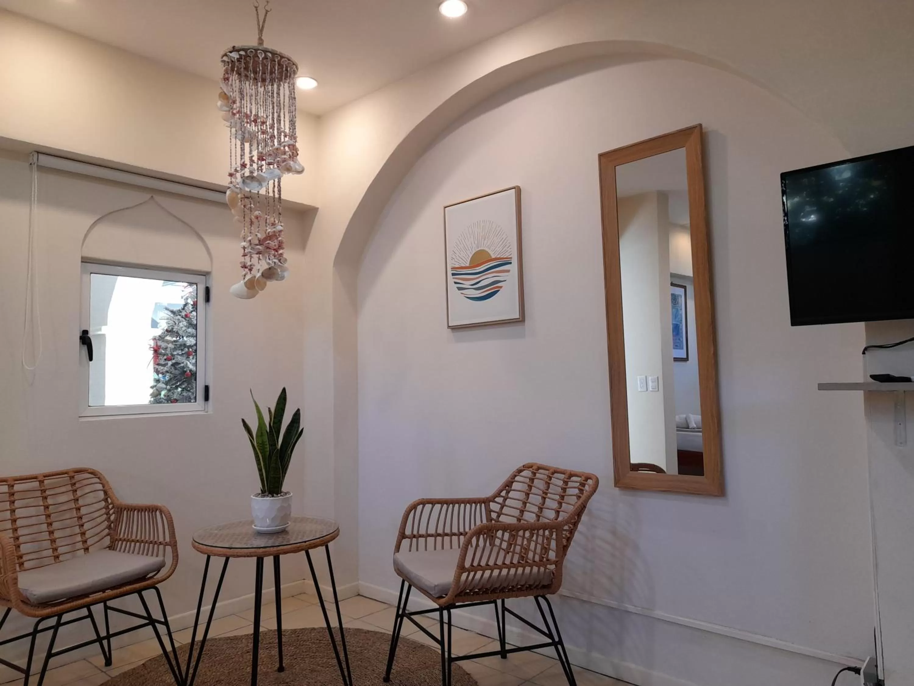 Seating area in Zulu Surf Hotel Tamarindo