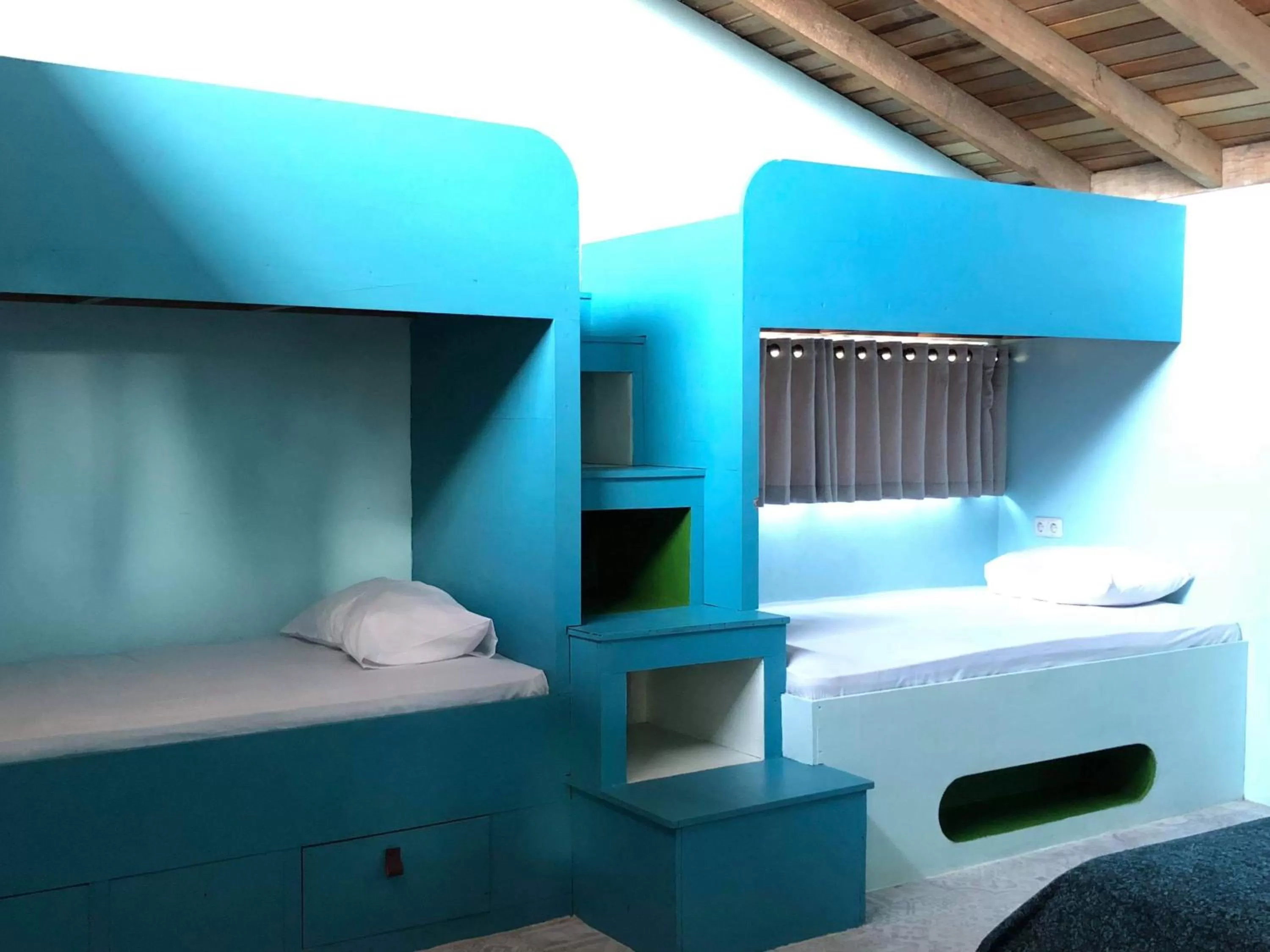 bunk bed, Bed in Captain Goodtimes