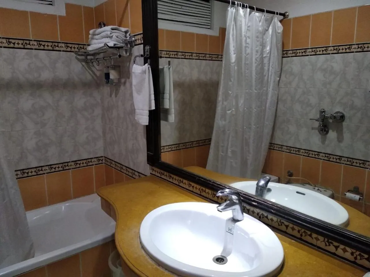 Bathroom in Hotel City Heart Premium