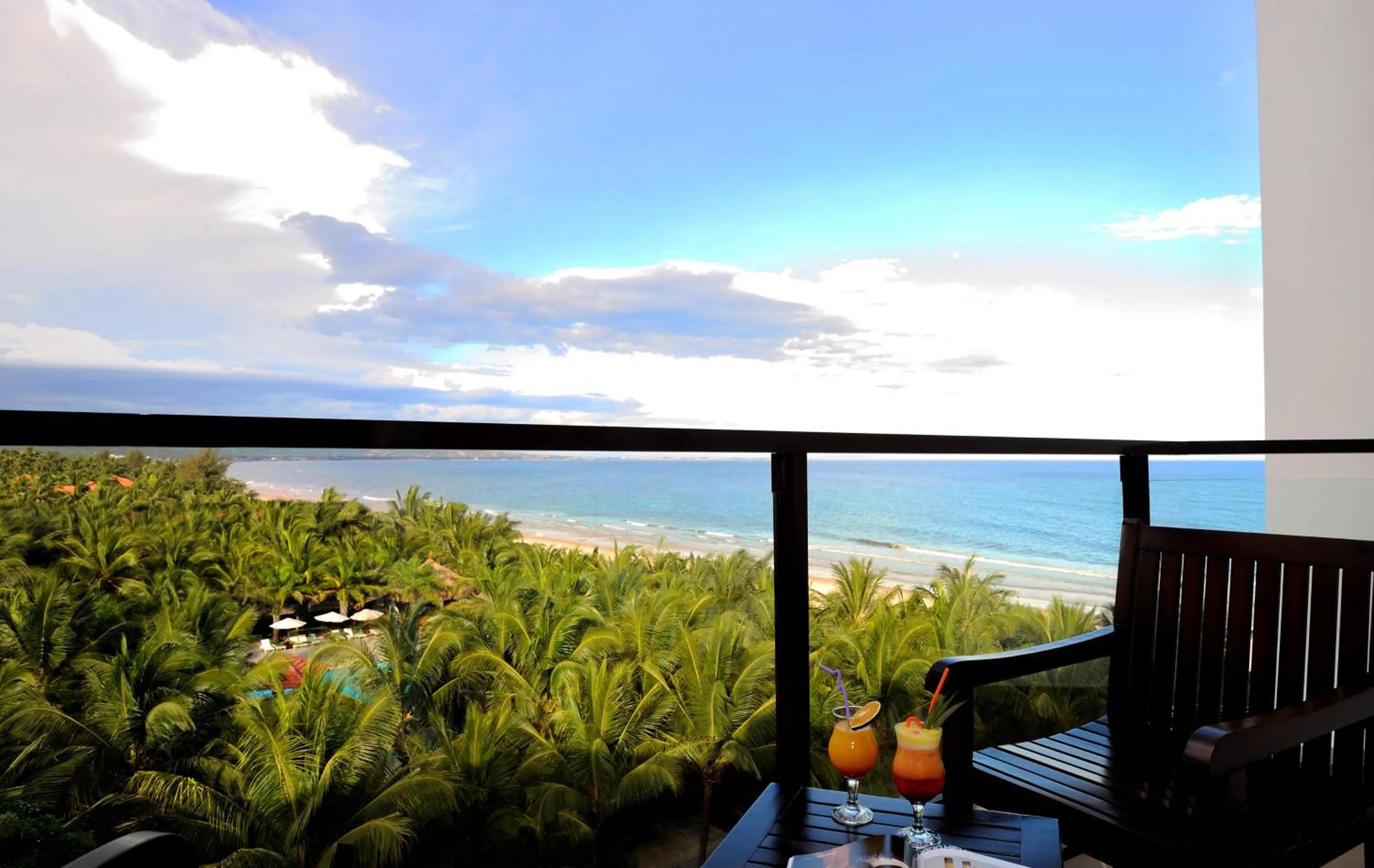 Day in Unique Mui Ne Resort and Spa