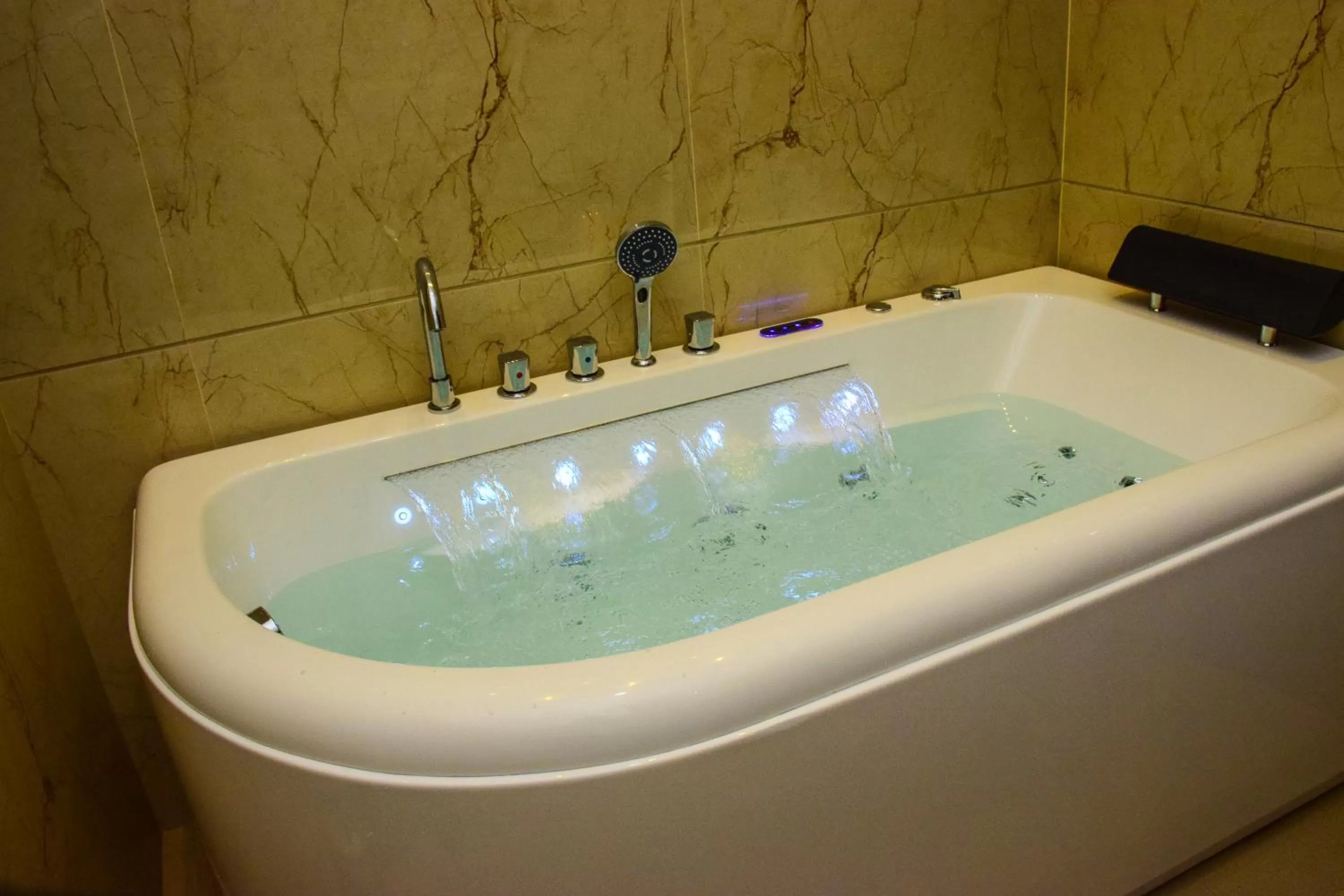 Bathroom in Ruvisha Beach Hotel