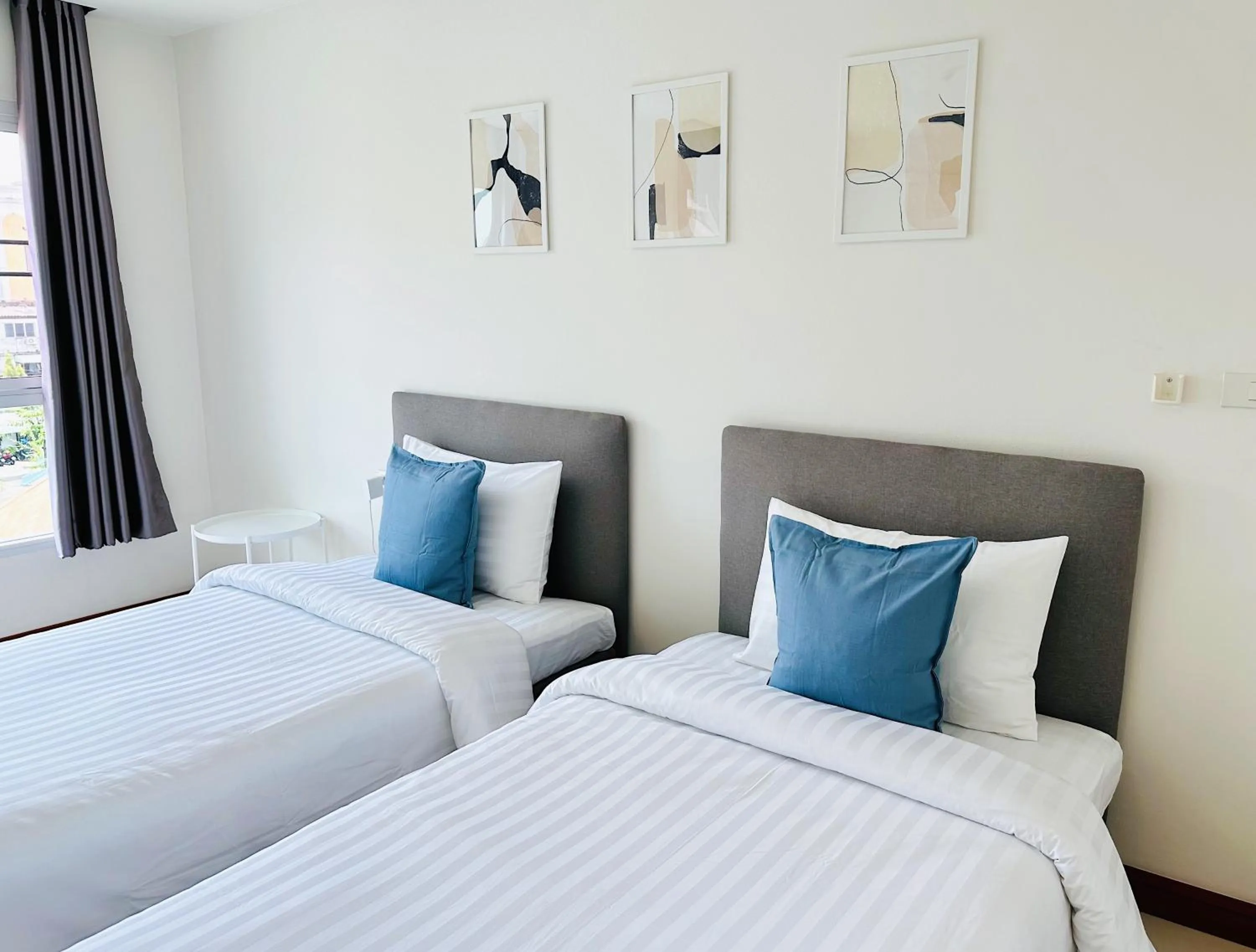 Bedroom, Bed in The Lodge @ Min Residence