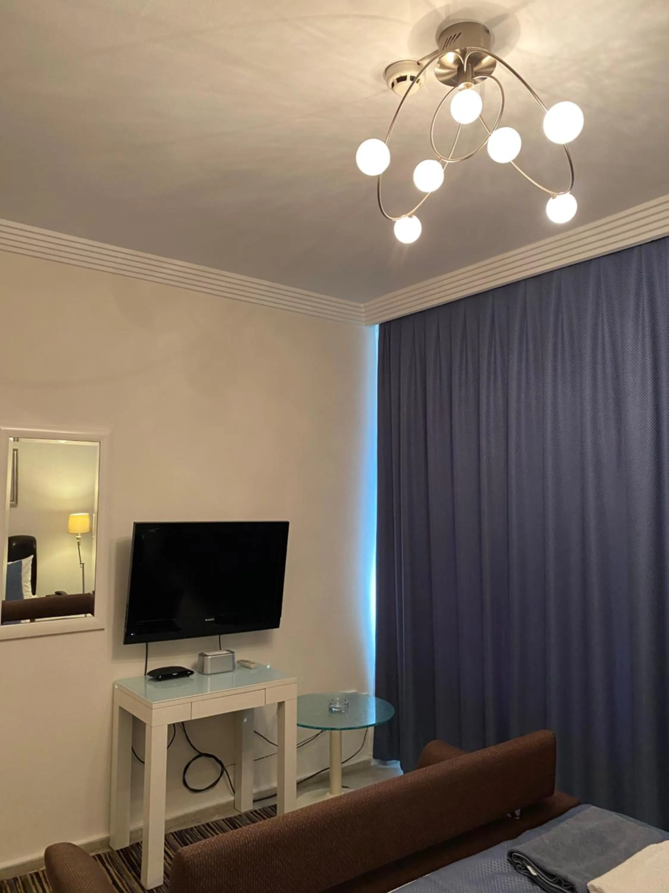 TV and multimedia in MyKent Hotel