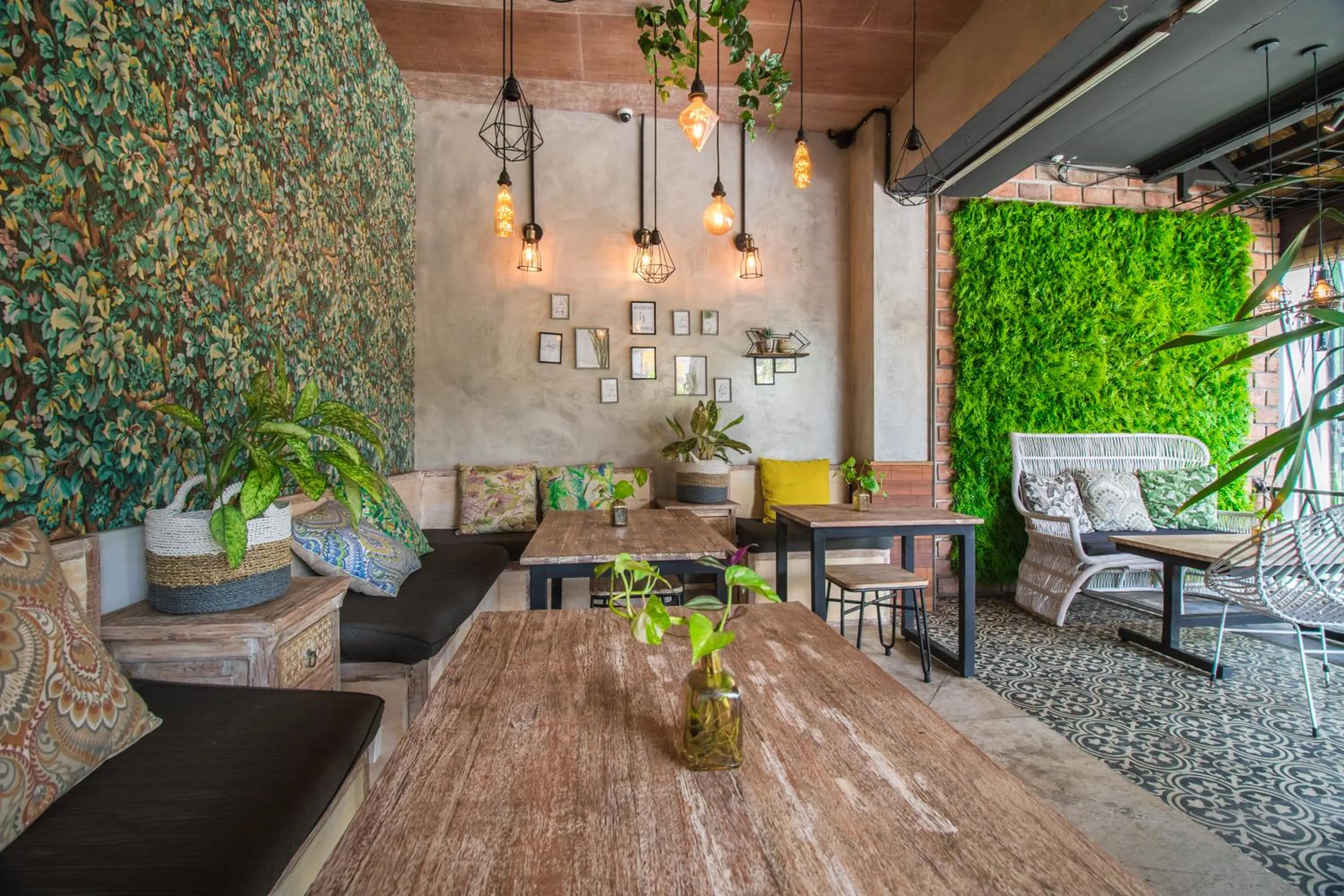 Facade/entrance in Gemini Star Hotel Kuta