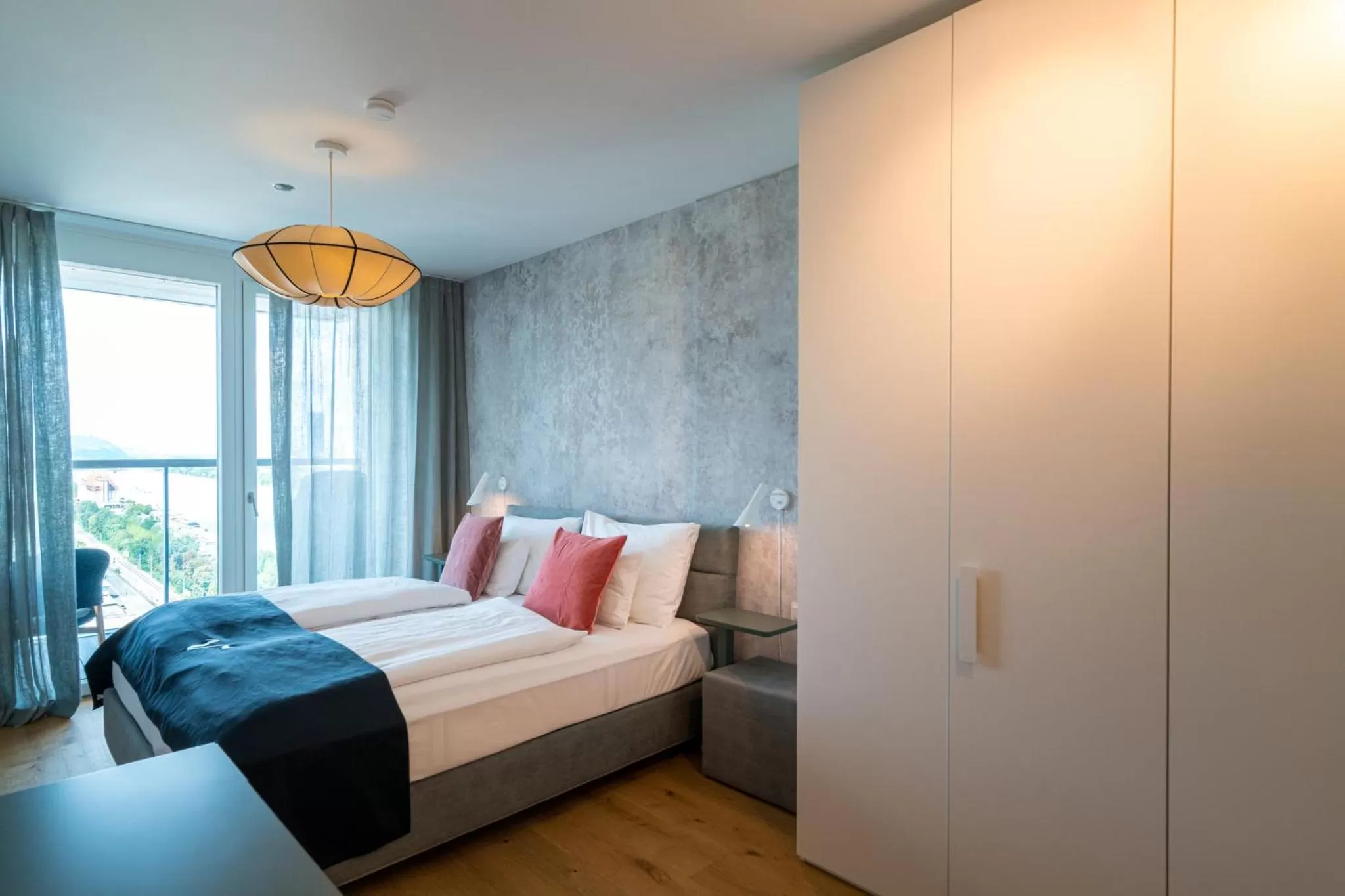 Bed in Vienna Residence, Marina Tower - Danube