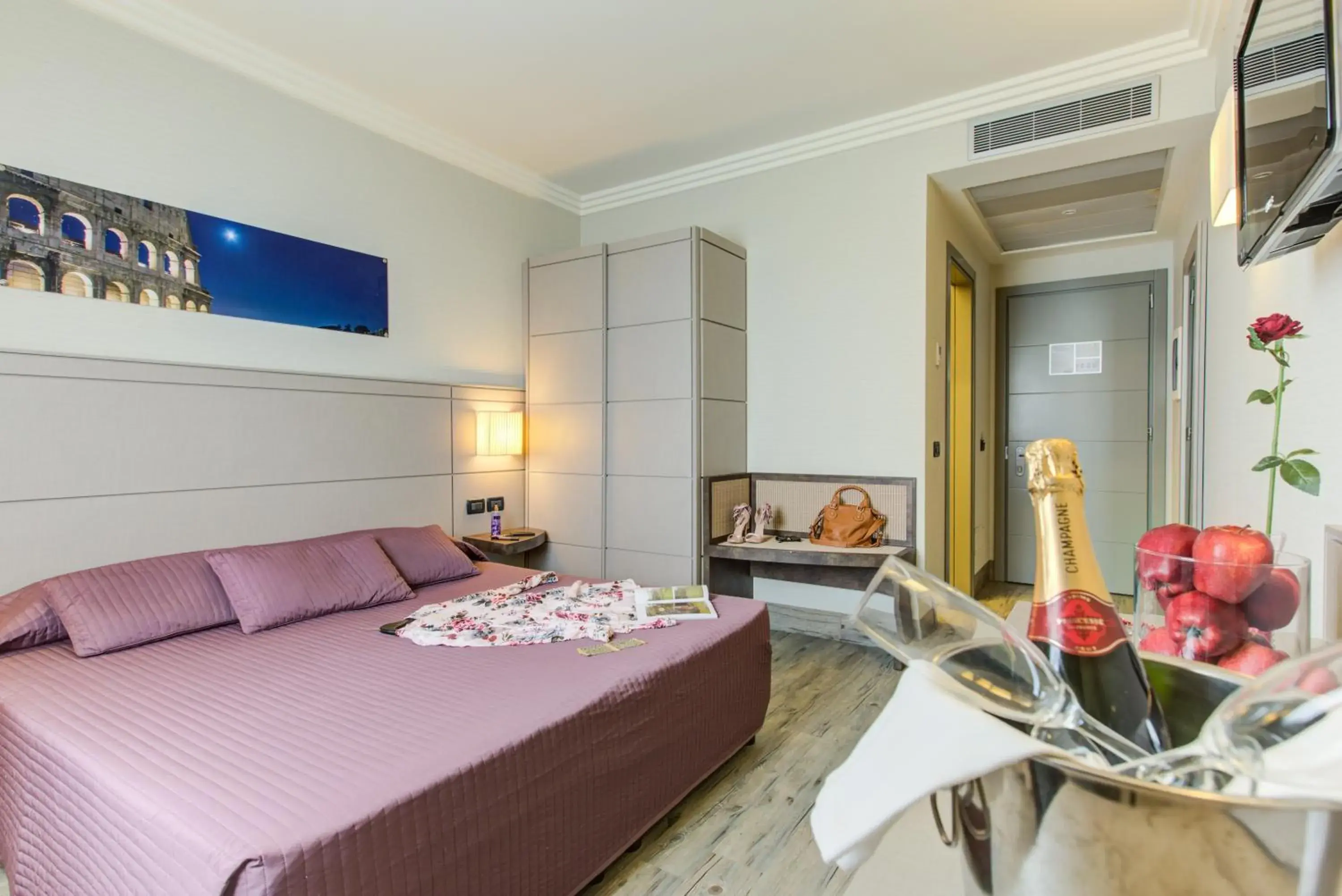 Double or Twin Room - single occupancy in Ardeatina Park Hotel Double or Twin Room - single occupancy in Ardeatina Park Hotel