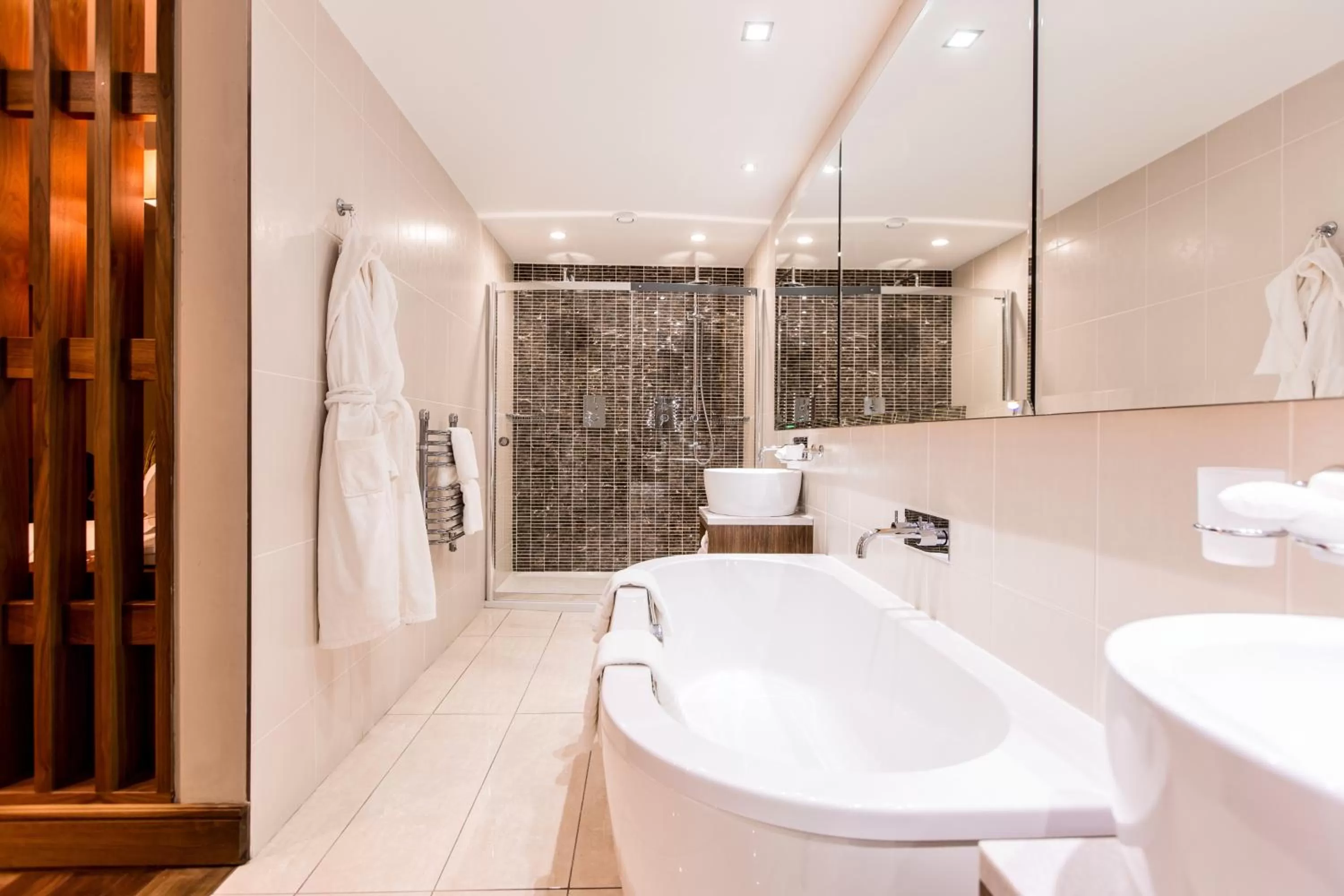 Shower in Europa Hotel