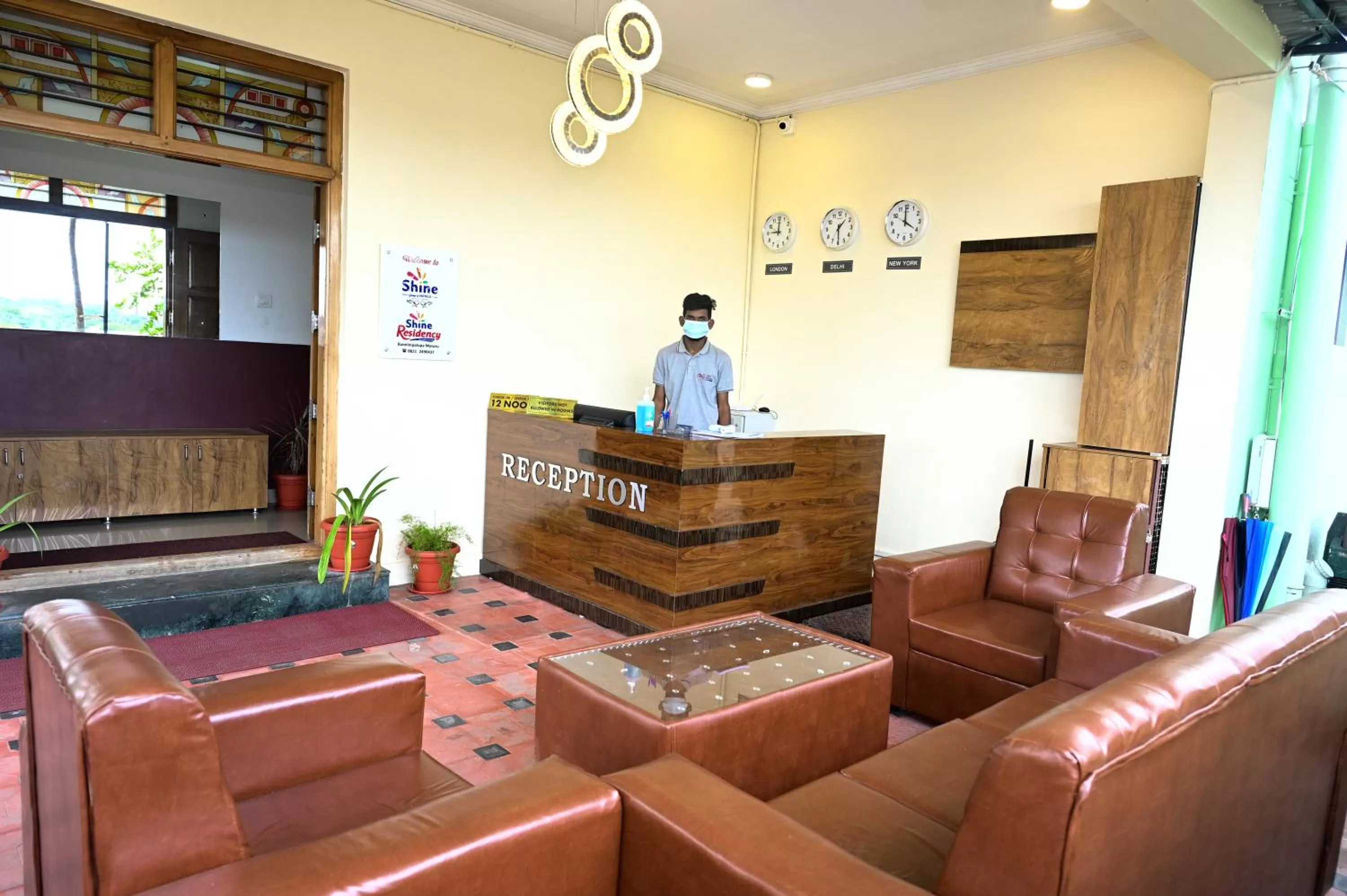 Staff in Hotel Stay Shine