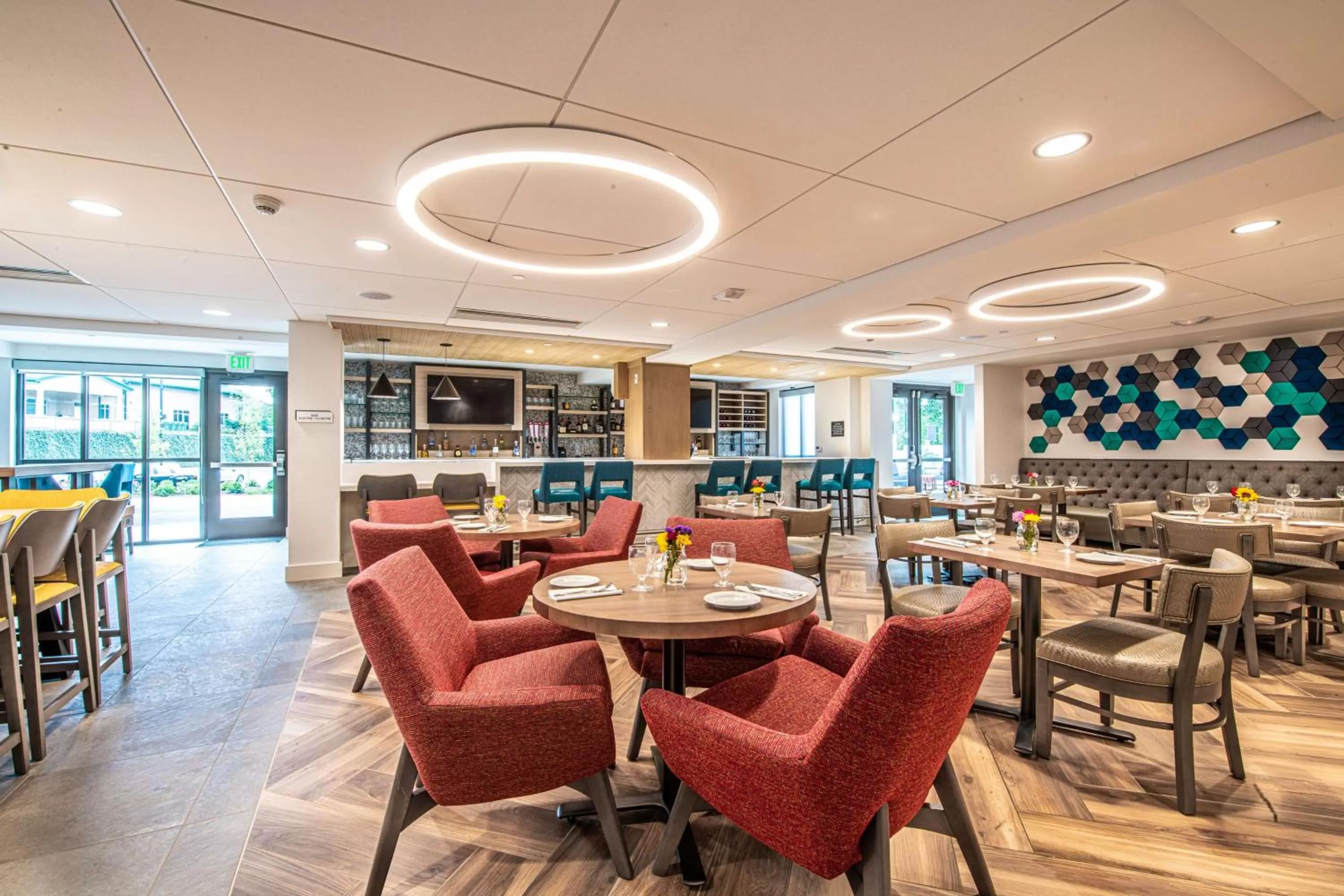 Restaurant/places to eat in Hilton Garden Inn Asheville South