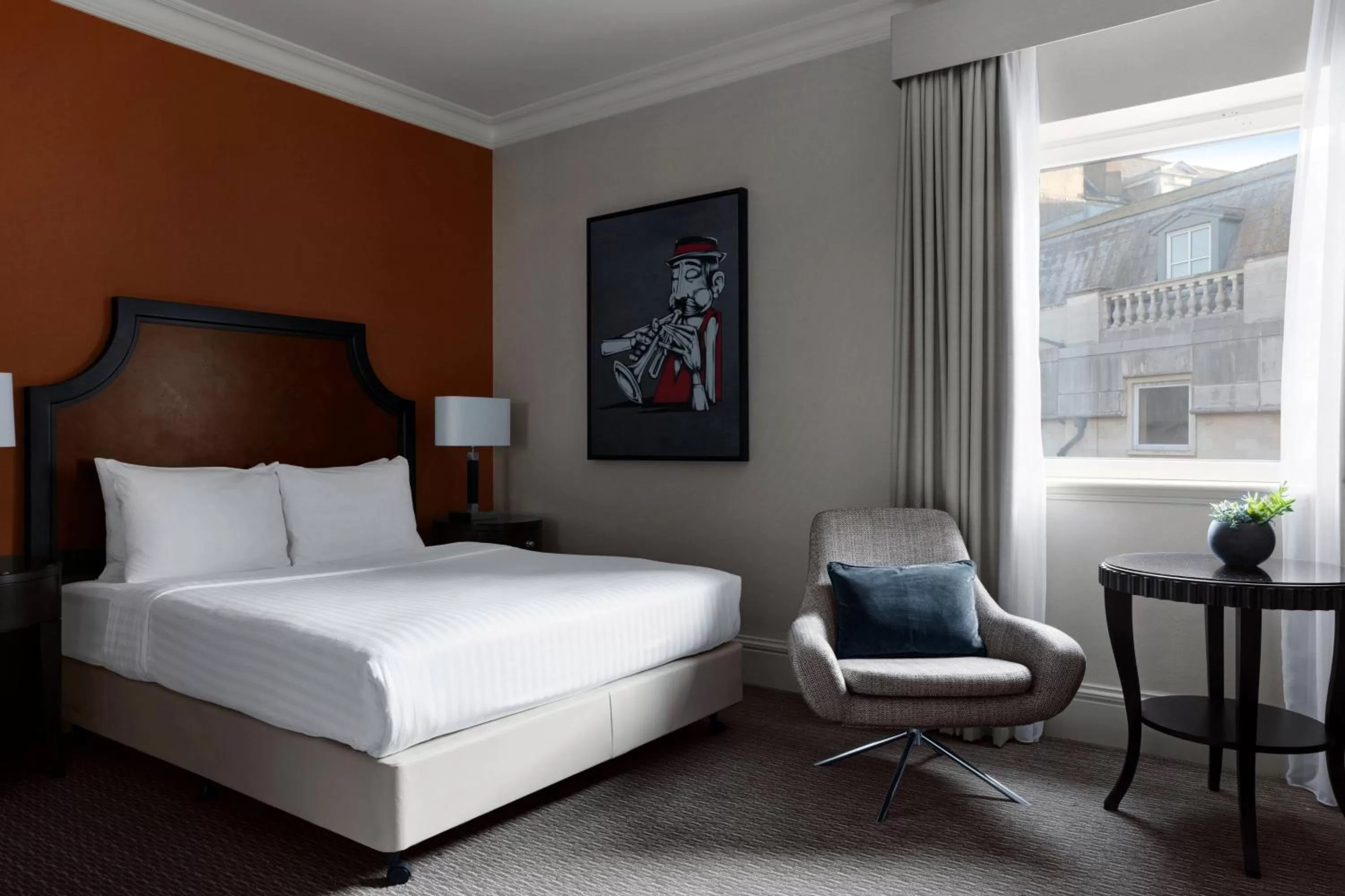 Photo of the whole room, Bed in Bristol Marriott Royal Hotel