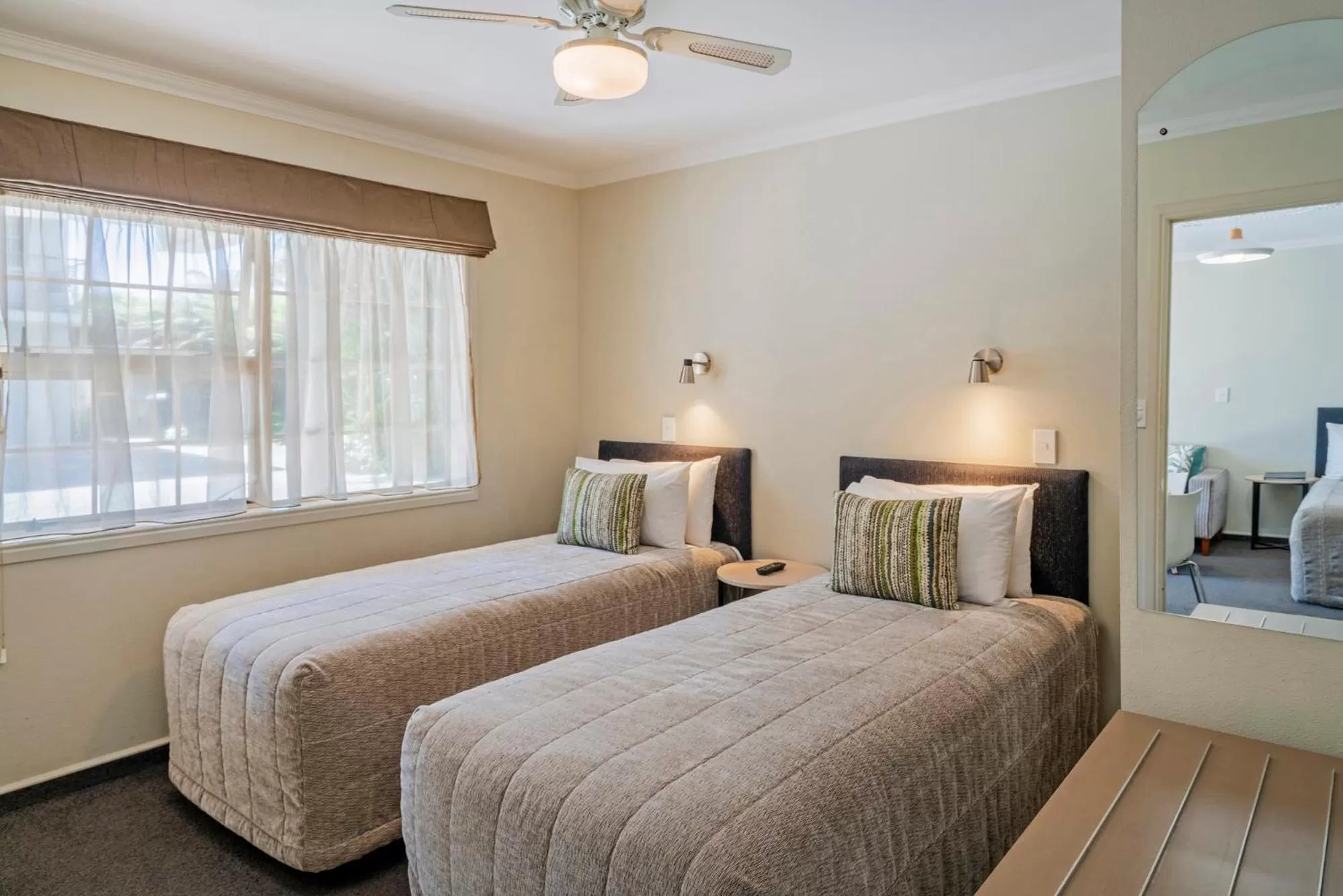 Bedroom, Bed in Silver Fern Rotorua Suites & Spa