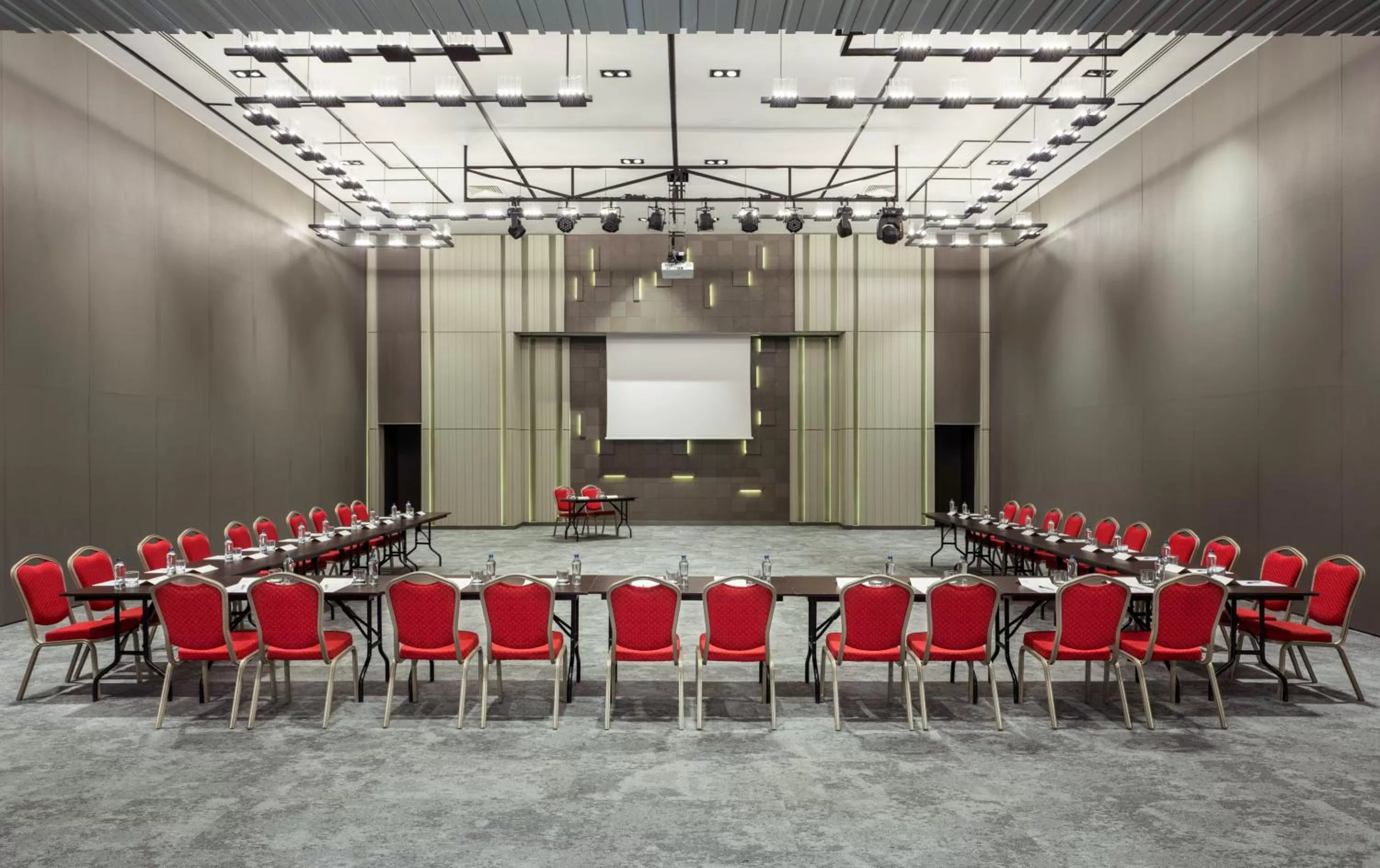 Meeting/conference room in Novotel Trabzon