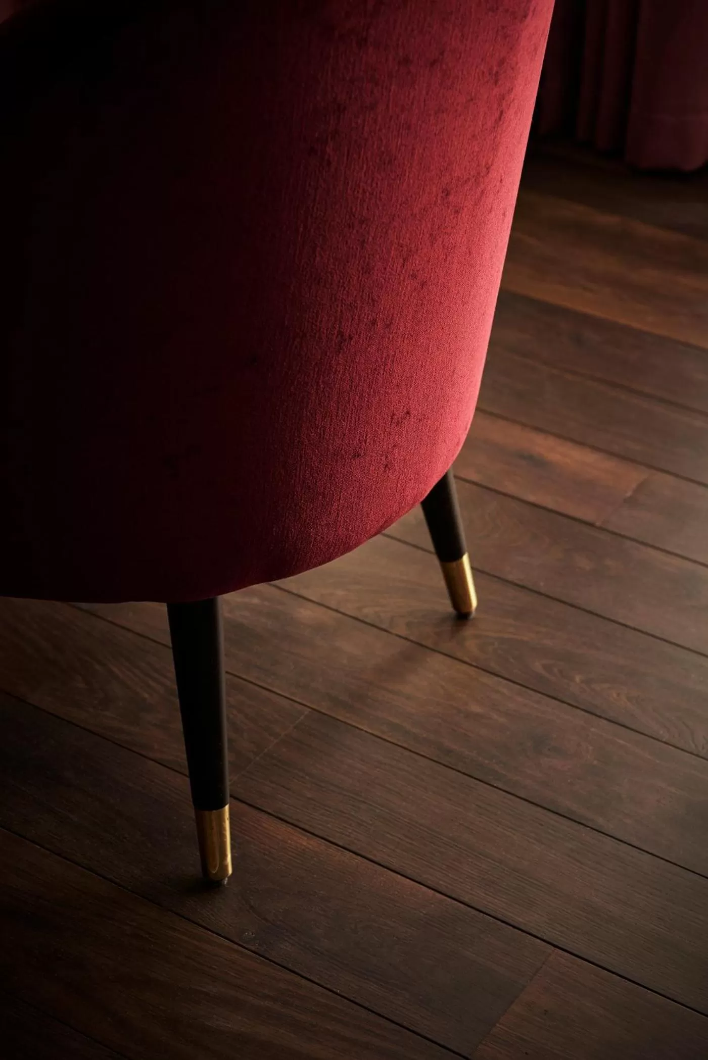 Seating area in WIDE Hotel