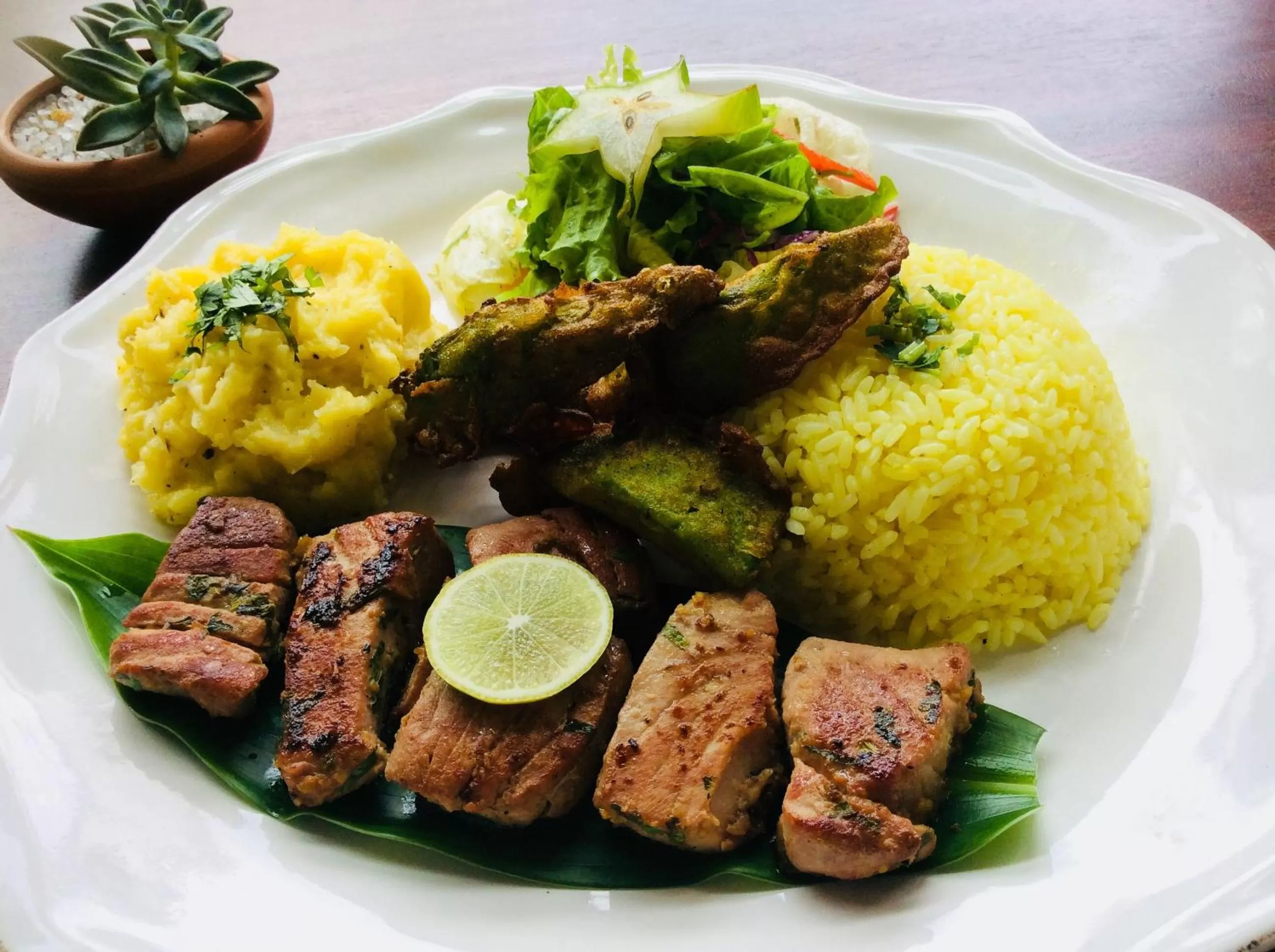 Restaurant/places to eat, Food in Coza Ceylon