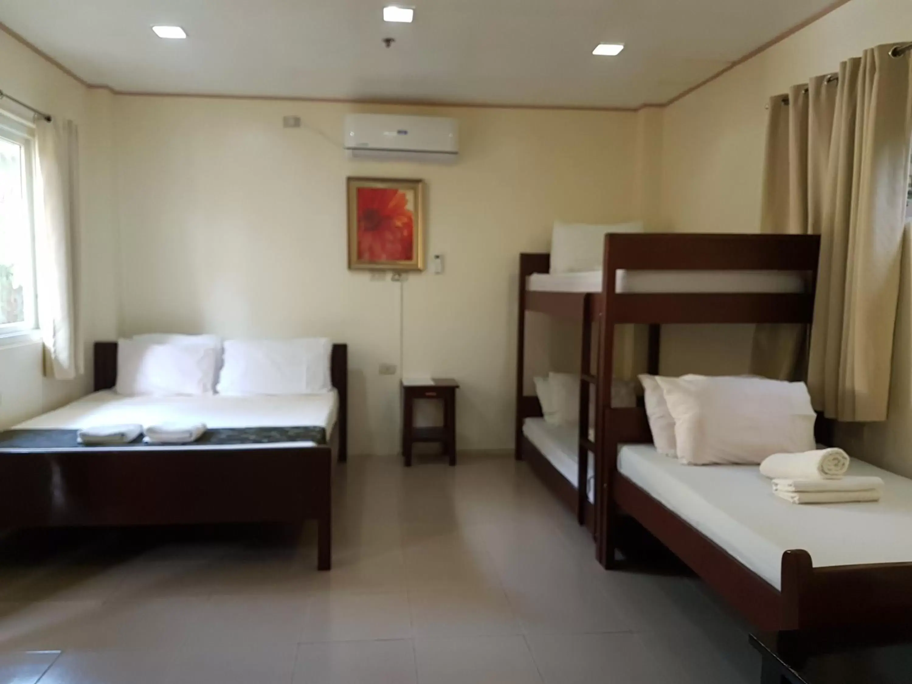 Family Room in Blue Lagoon Inn & Suites Family Room in Blue Lagoon Inn & Suites