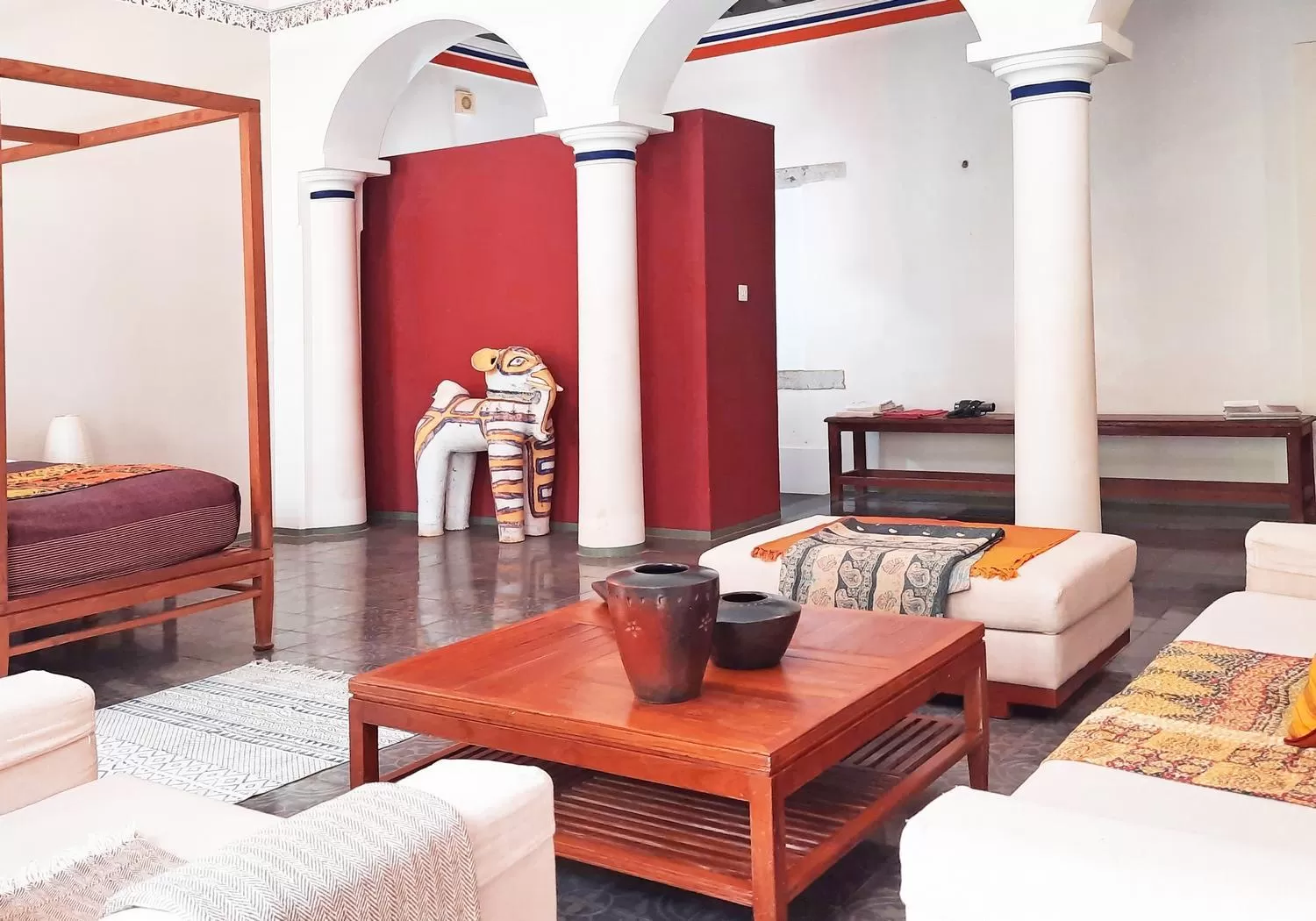 Photo of the whole room, Seating Area in Saratha Vilas Chettinad