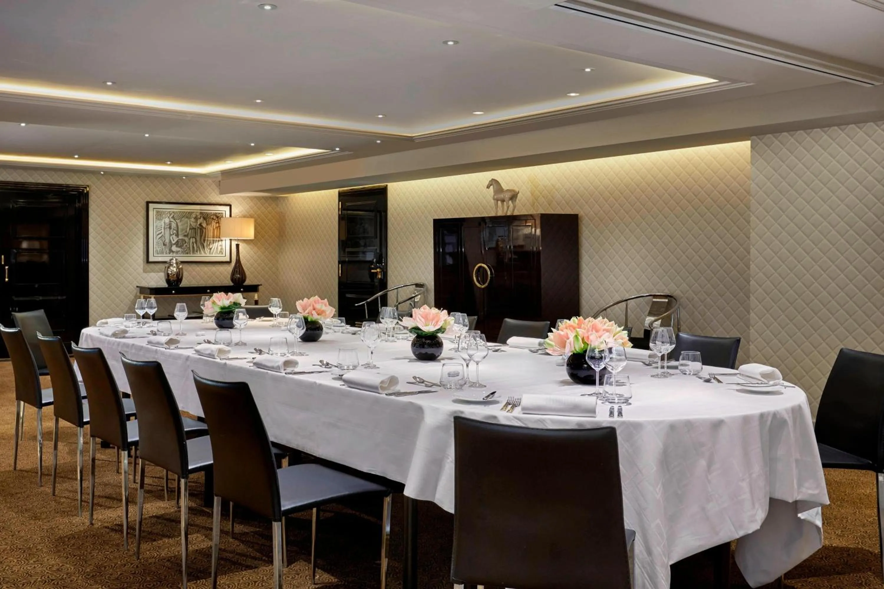 Meeting/conference room in Prince de Galles, a Luxury Collection hotel, Paris