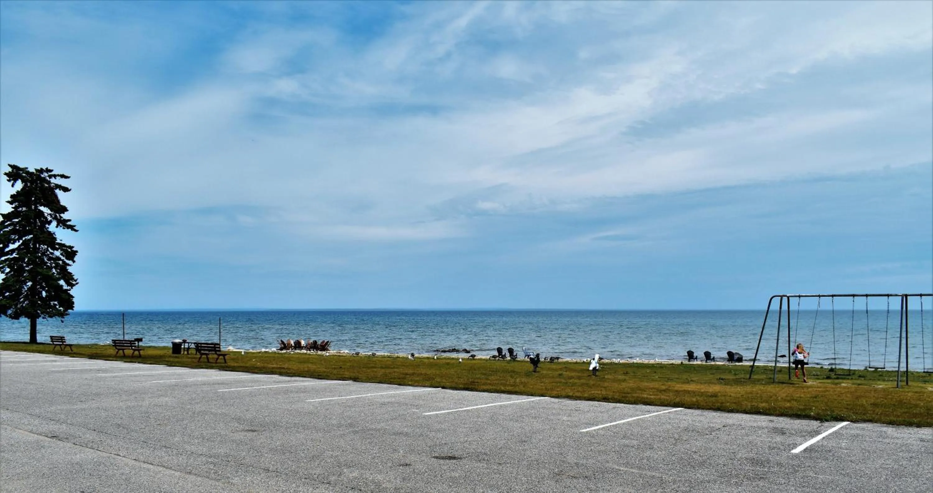 Day in Days Inn & Suites by Wyndham St. Ignace Lakefront