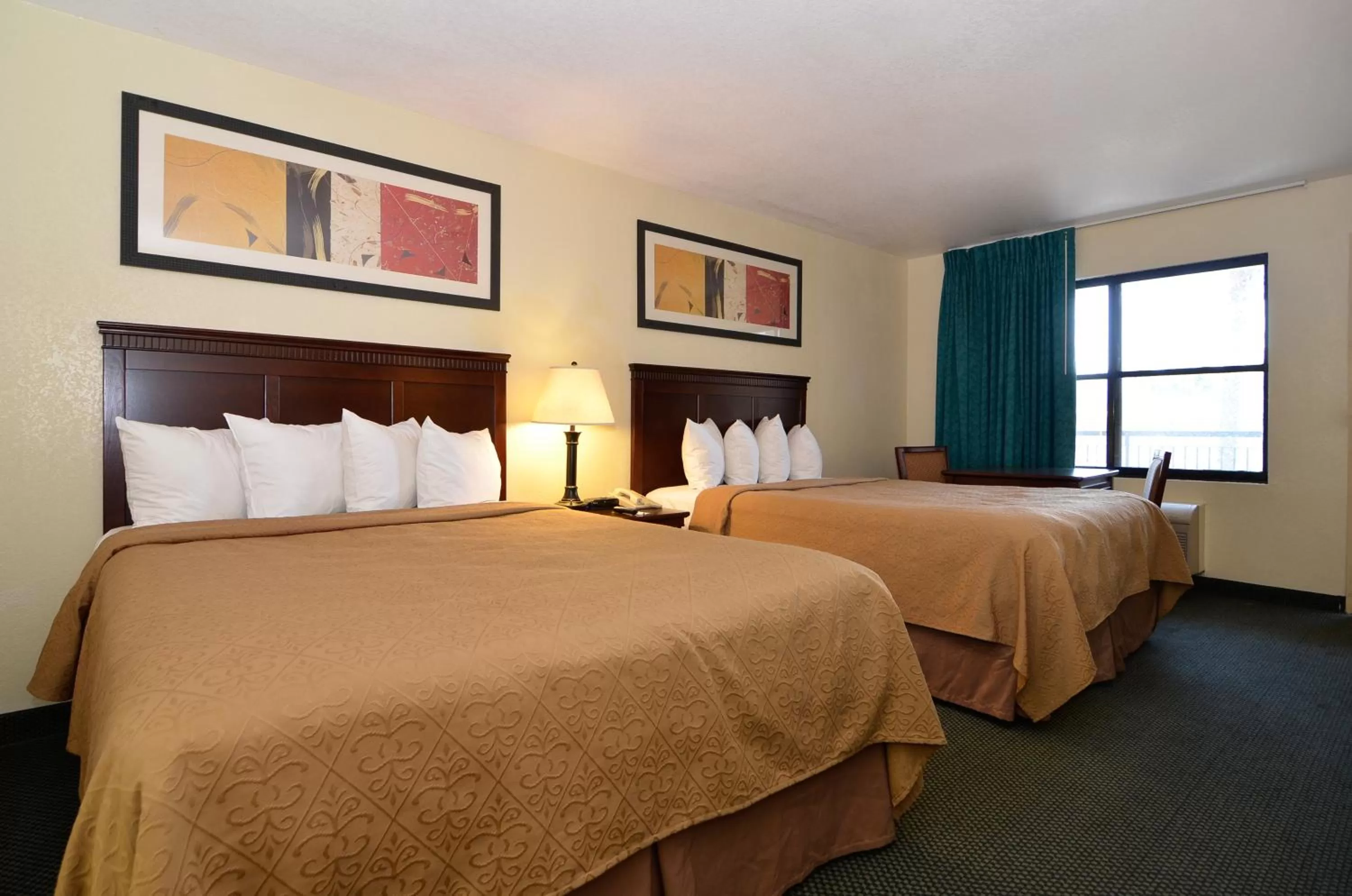 Standard Two Queen Beds - Non-Smoking in Quality Inn San Diego I-5 Naval Base