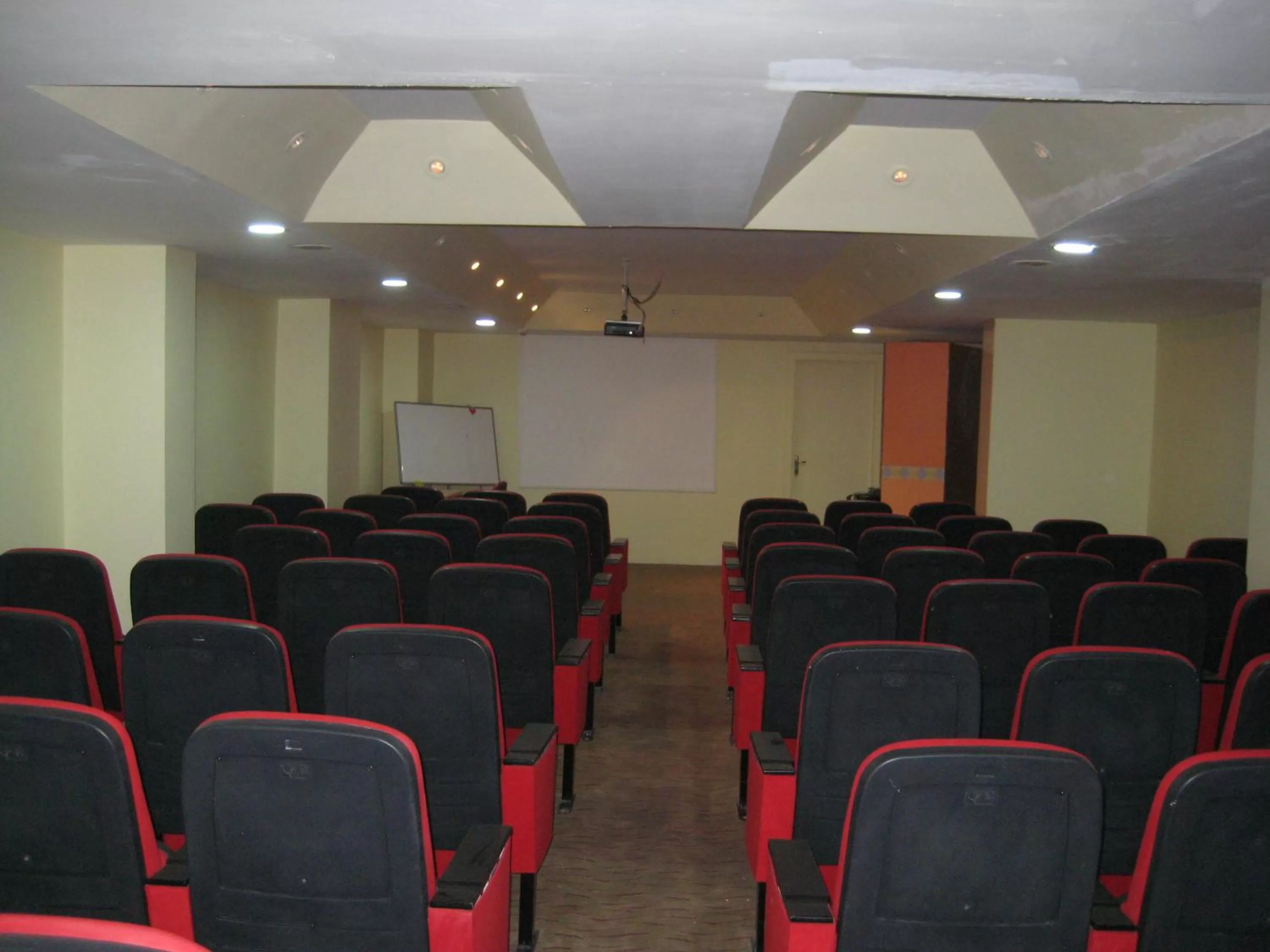 Meeting/conference room in Miroglu Hotel