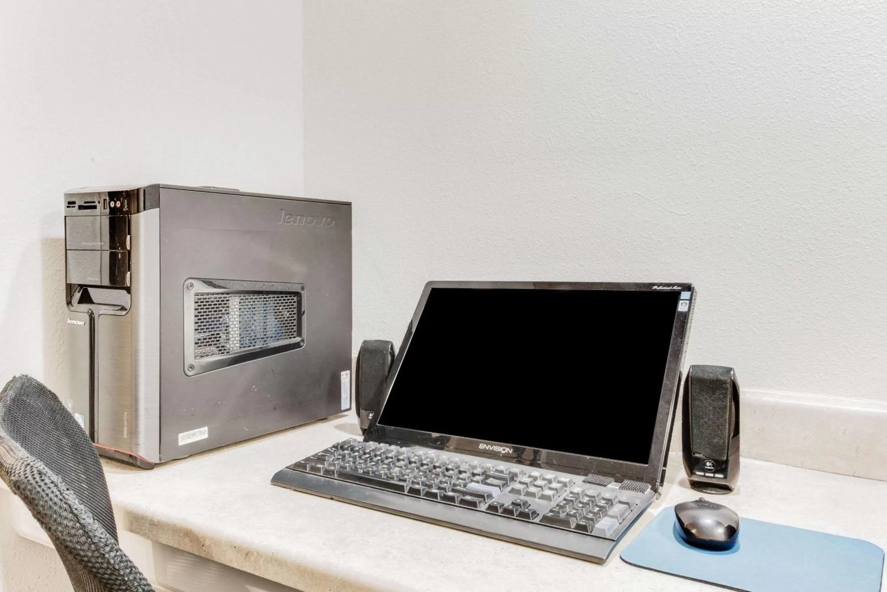 Business facilities in Baymont by Wyndham Midland Airport