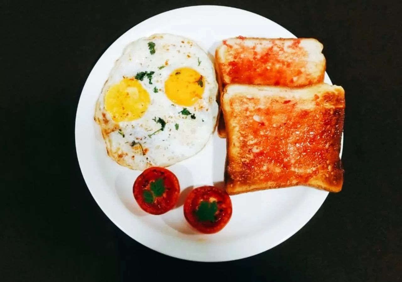 Restaurant/places to eat, Food in Hotel Planet Four