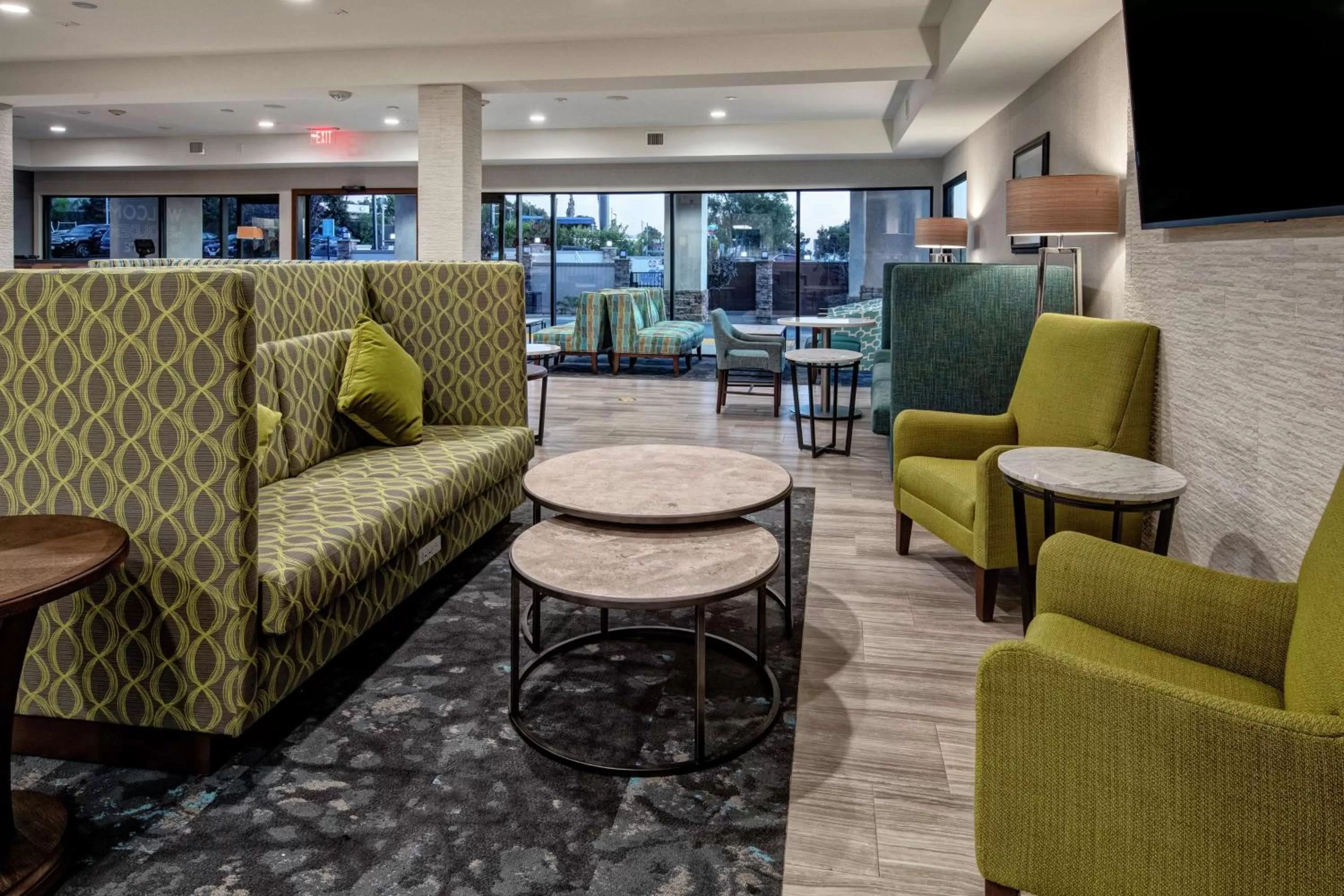 Lobby or reception in Hampton by Hilton Encinitas-Cardiff Encinitas, CA