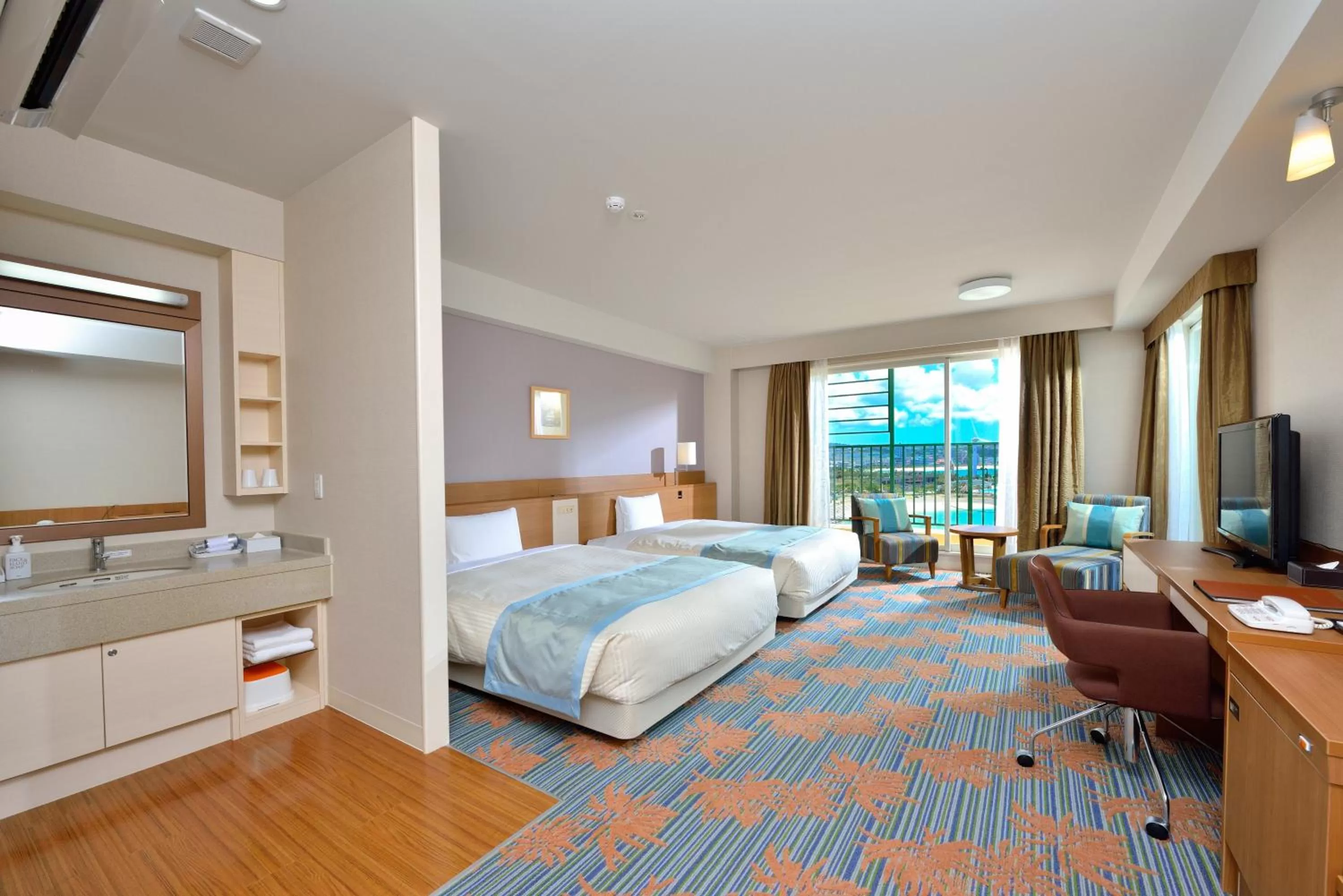 Balcony/Terrace, Bed in Vessel Hotel Campana Okinawa