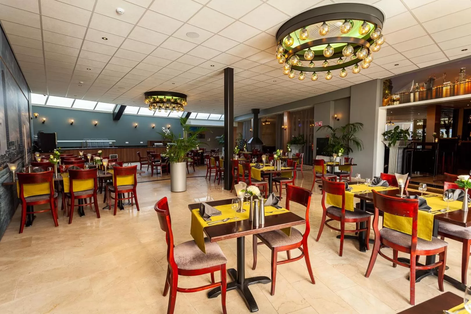 Restaurant/places to eat in Atlas Hotel Holiday