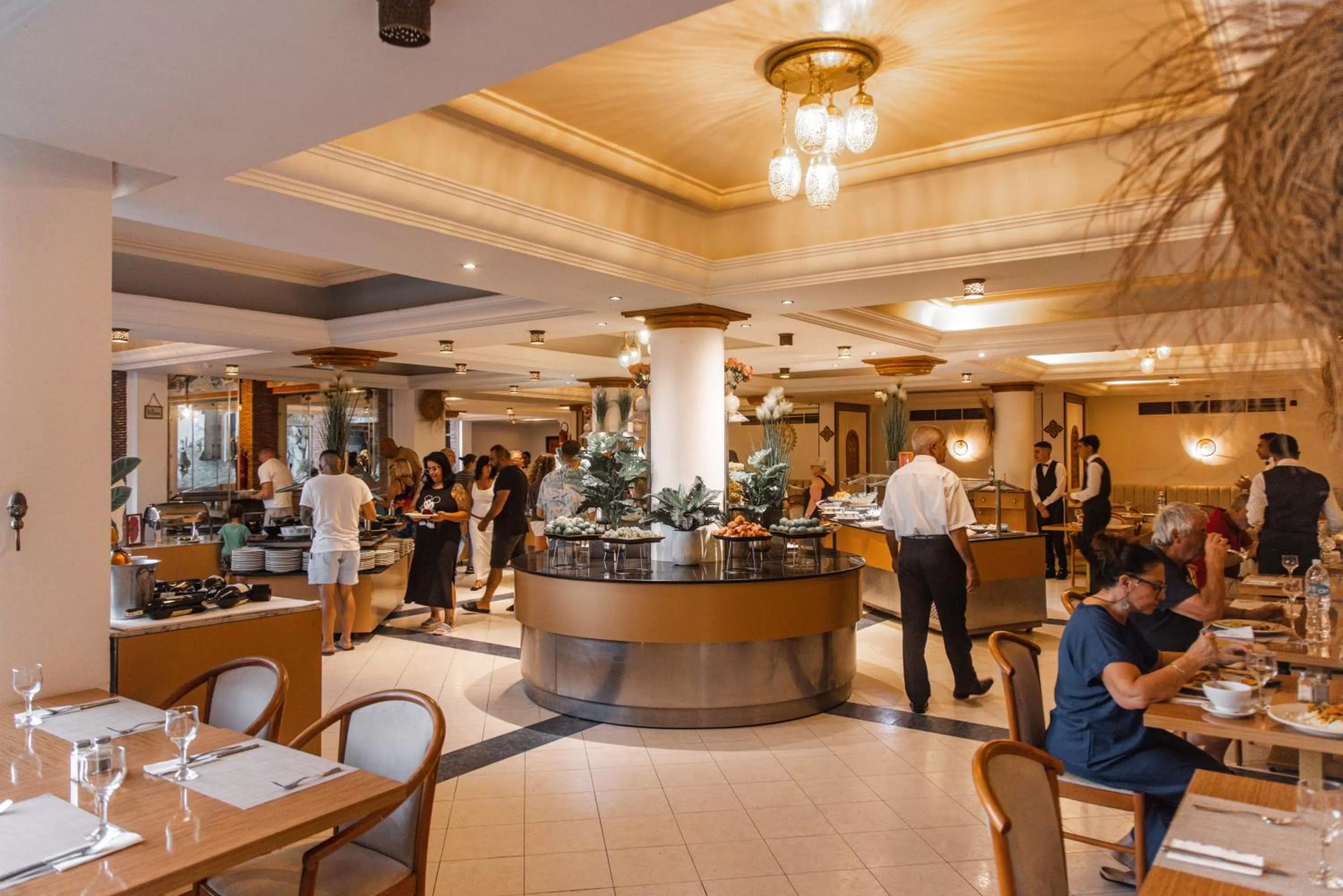 Restaurant/places to eat in Hotel Argana Agadir